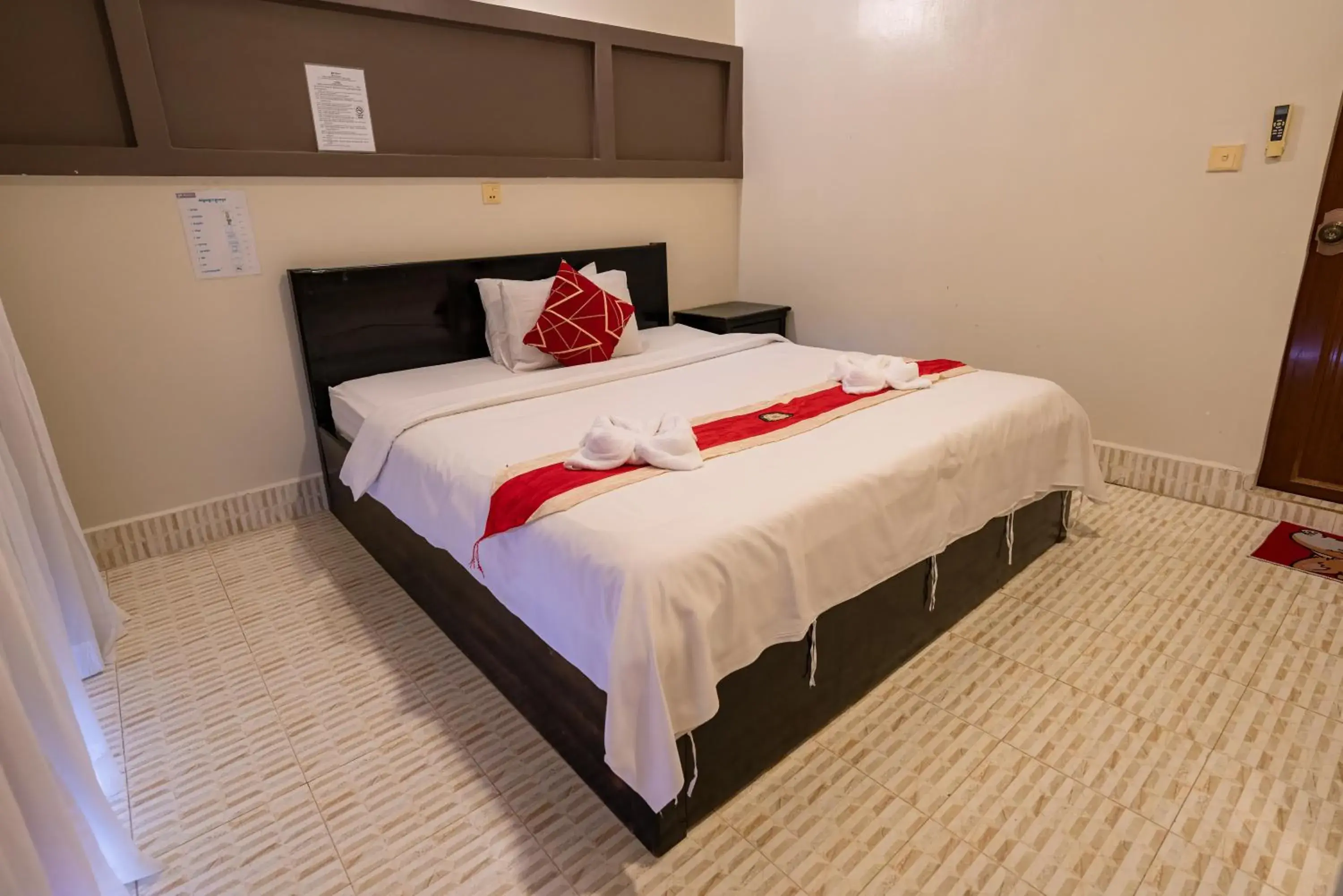 Bed in Hello Kampot Resort Bed in Hello Kampot Resort