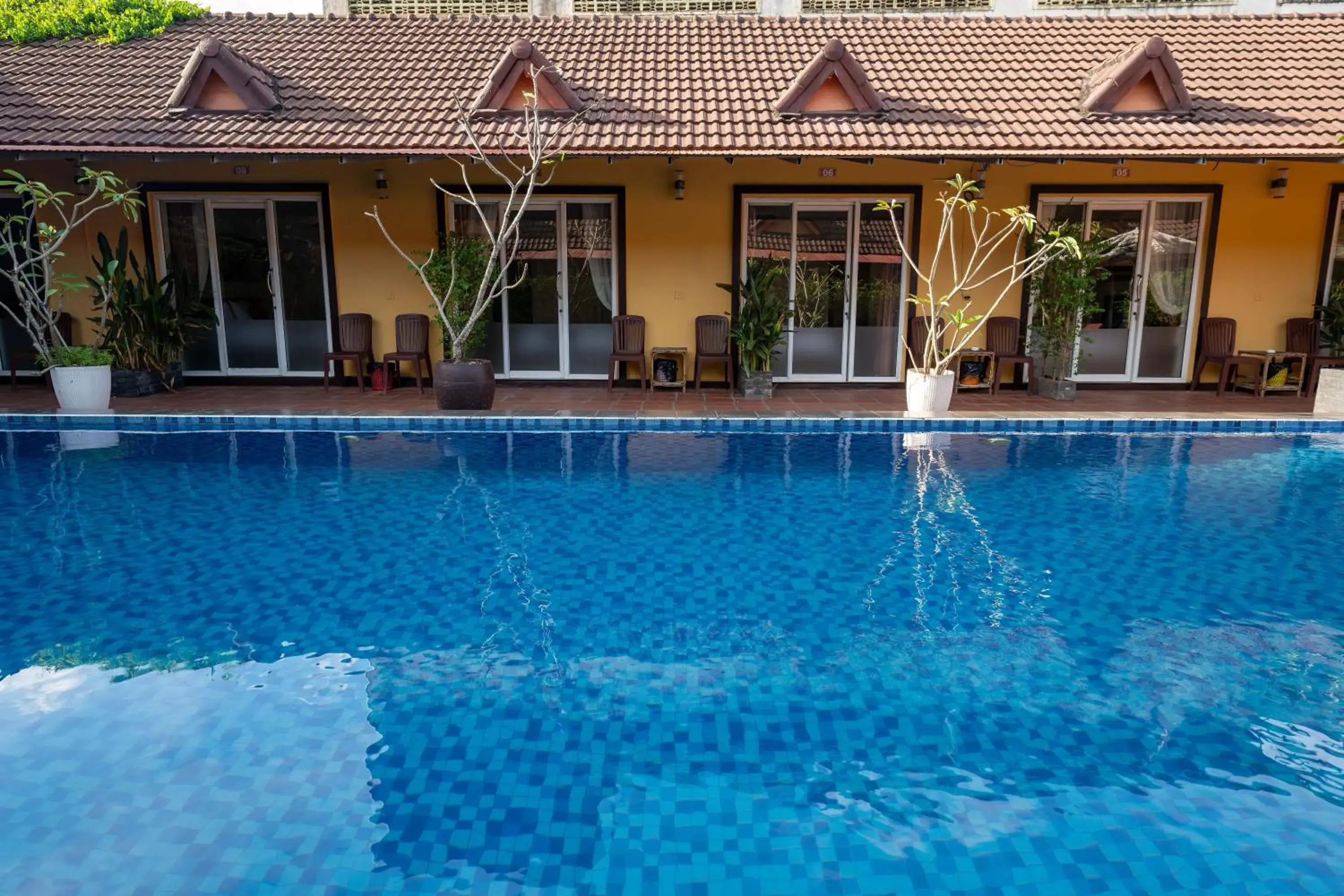 Swimming pool in Hello Kampot Resort Swimming pool in Hello Kampot Resort