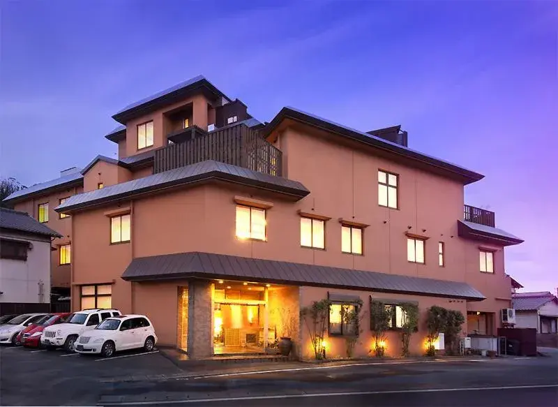 Property building in 旅館かわな -Ryokan Kawana- Property building in 旅館かわな -Ryokan Kawana-