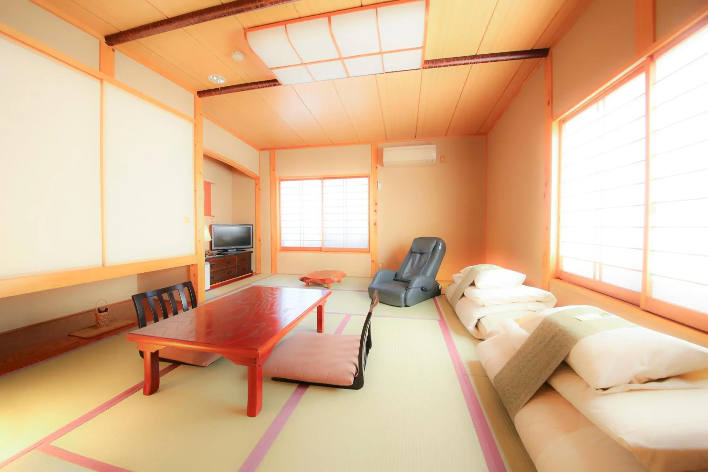 Photo of the whole room in 旅館かわな -Ryokan Kawana- Photo of the whole room in 旅館かわな -Ryokan Kawana-