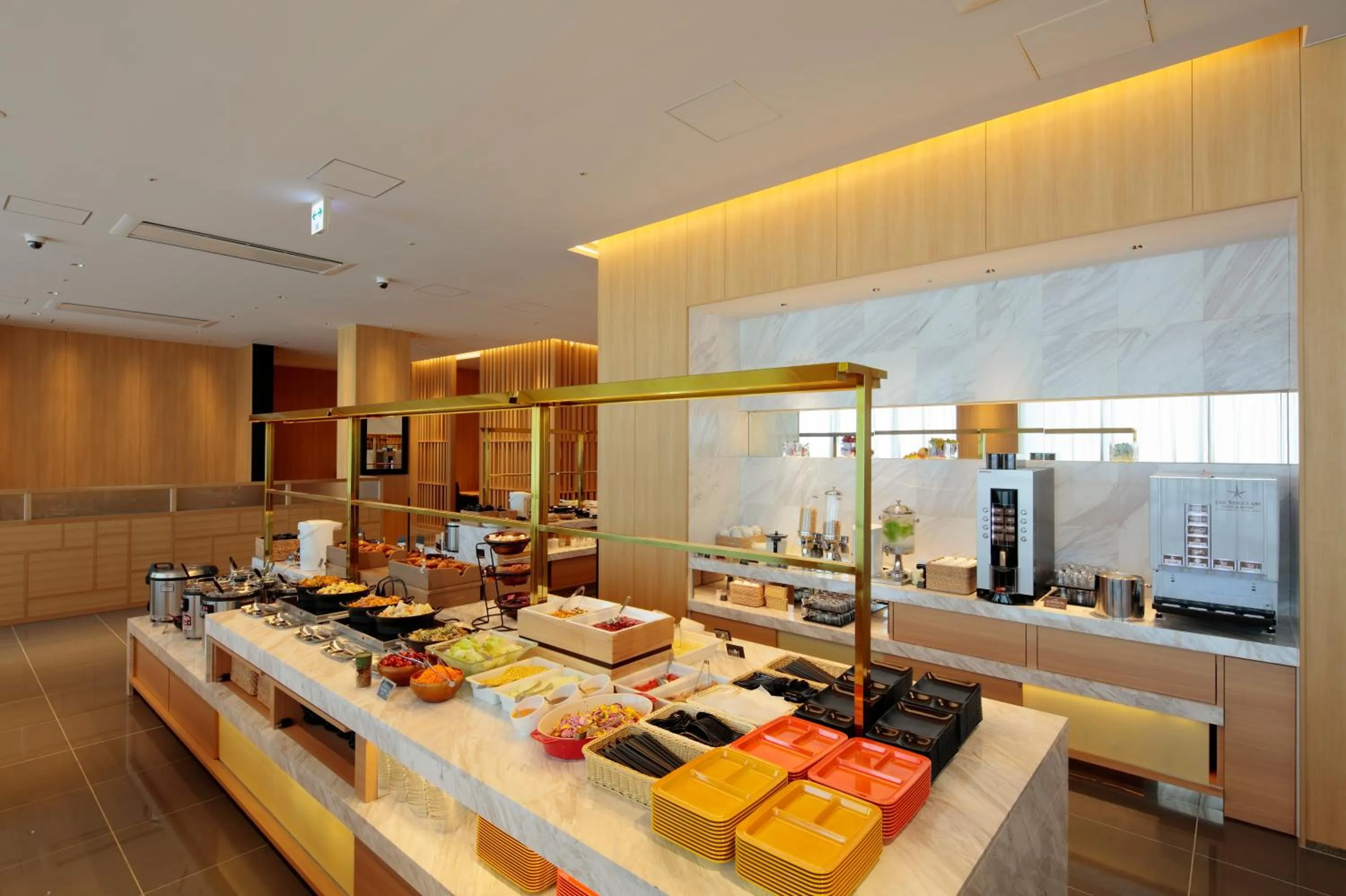 Buffet breakfast in THE SINGULARI HOTEL & SKYSPA at UNIVERSAL STUDIOS JAPAN