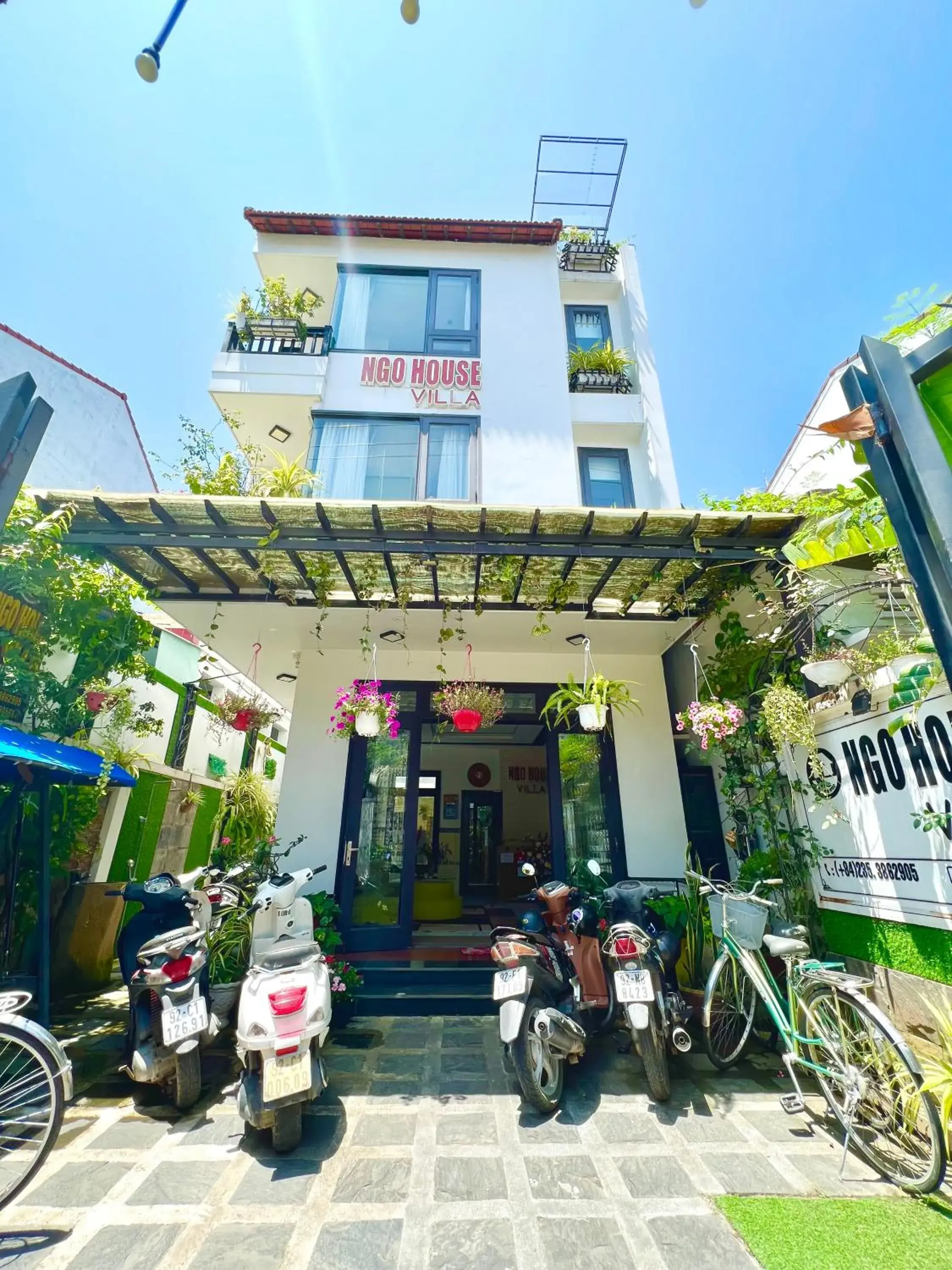 Property building in Ngo House Villa Property building in Ngo House Villa