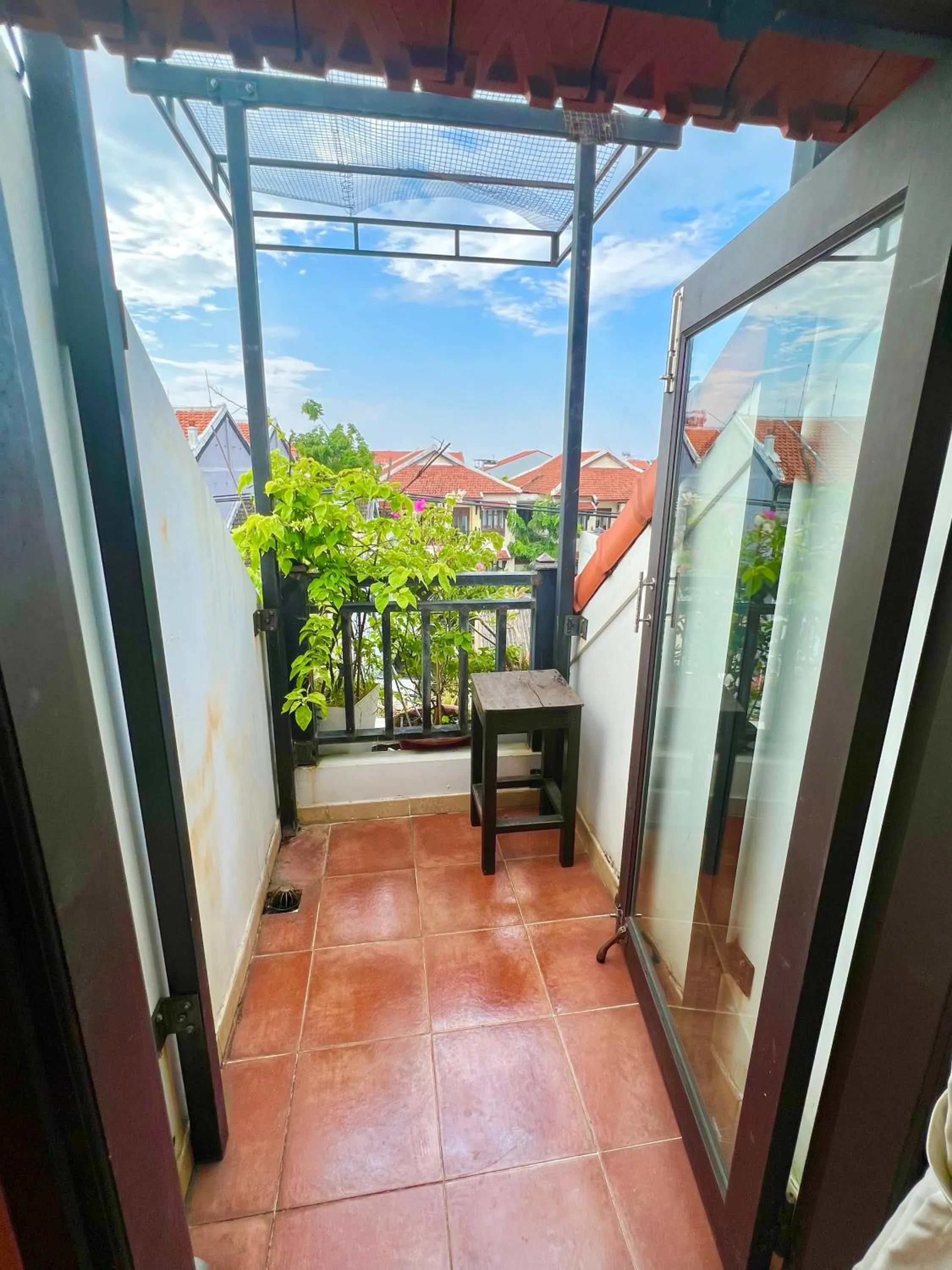 Day in Ngo House Villa