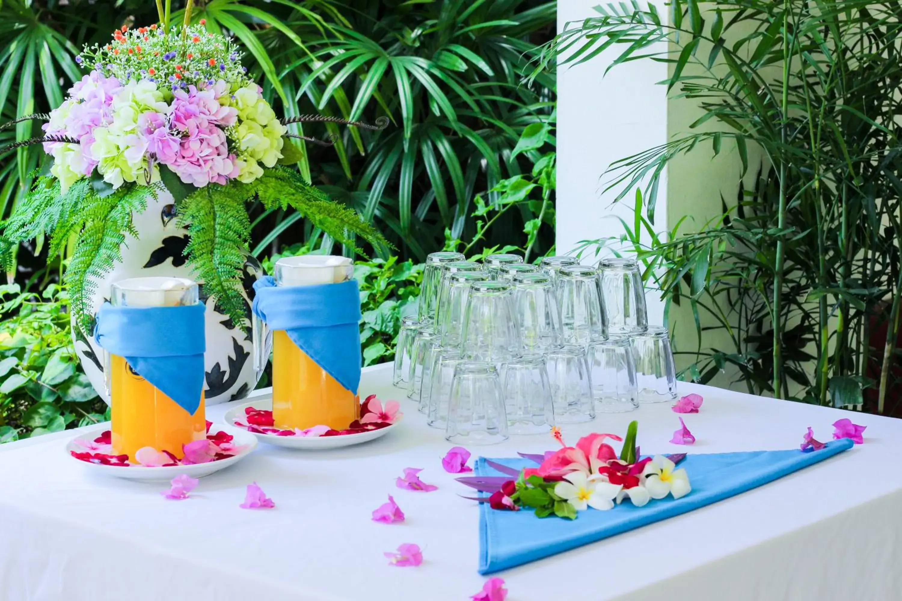 Lobby or reception in Four Oceans Beach Resort - Bon Bien Mui Ne Lobby or reception in Four Oceans Beach Resort - Bon Bien Mui Ne