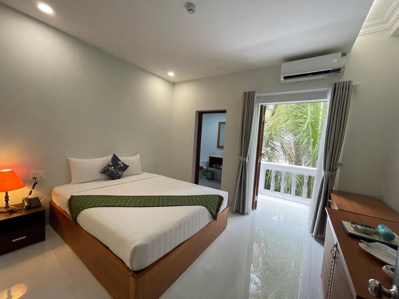 Photo of the whole room, Bed in Four Oceans Beach Resort - Bon Bien Mui Ne