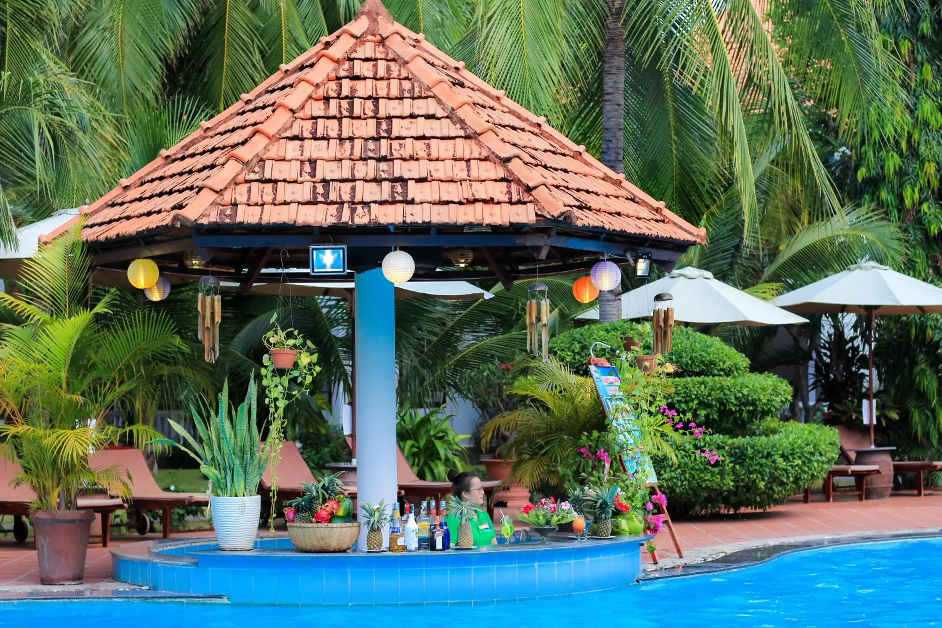 Food and drinks in Four Oceans Beach Resort - Bon Bien Mui Ne Food and drinks in Four Oceans Beach Resort - Bon Bien Mui Ne