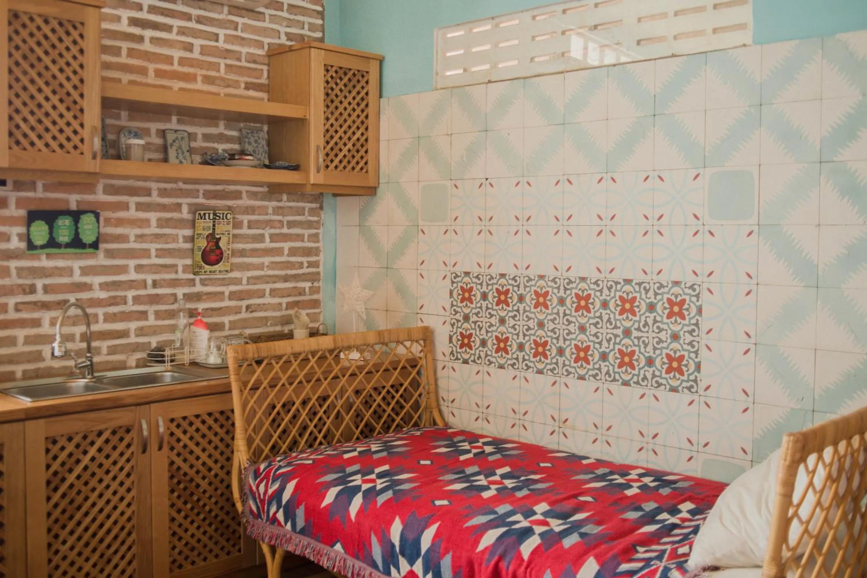 Nam Thi Holiday Home