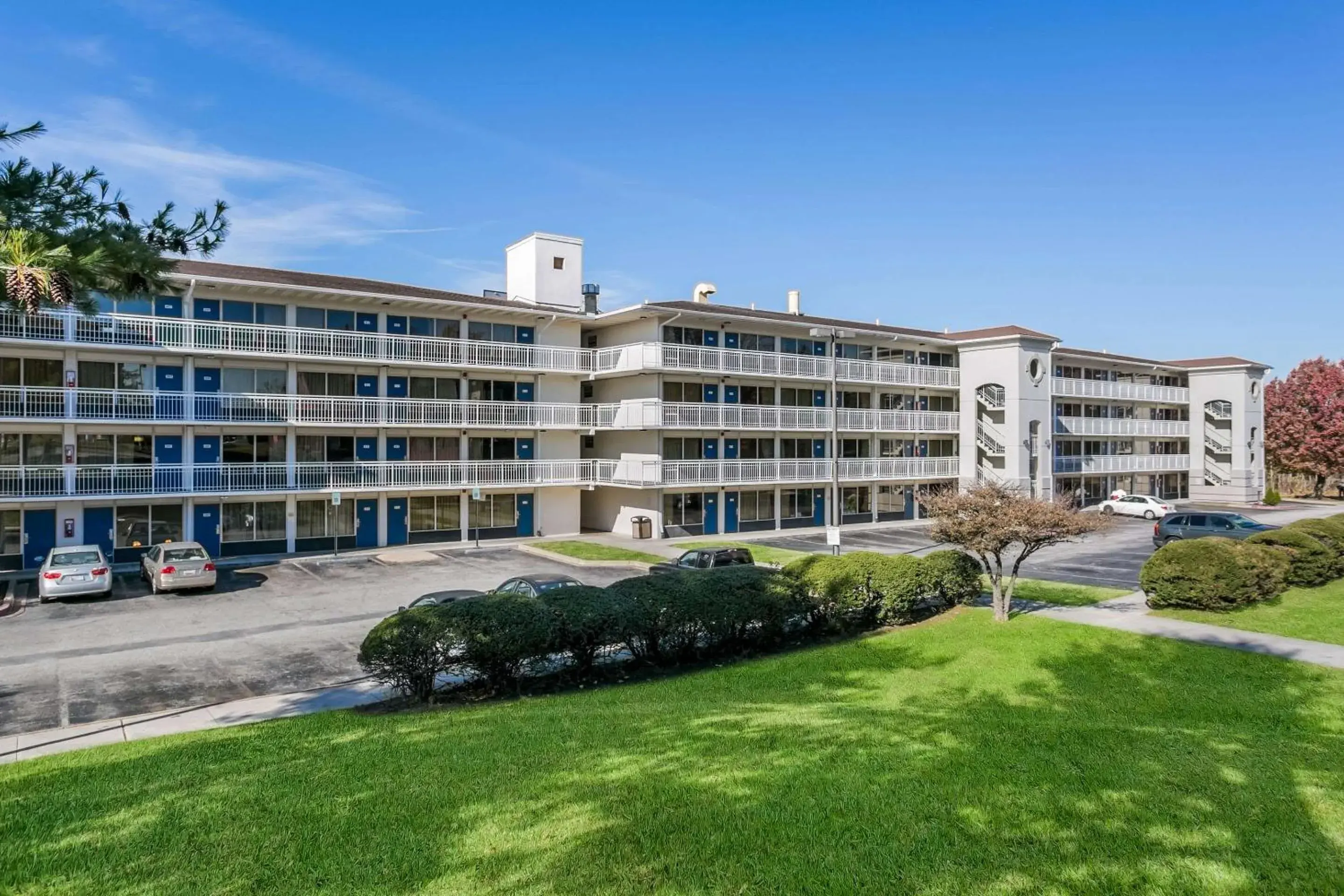 Property building in Rodeway Inn Baltimore - Inner Harbor South Property building in Rodeway Inn Baltimore - Inner Harbor South