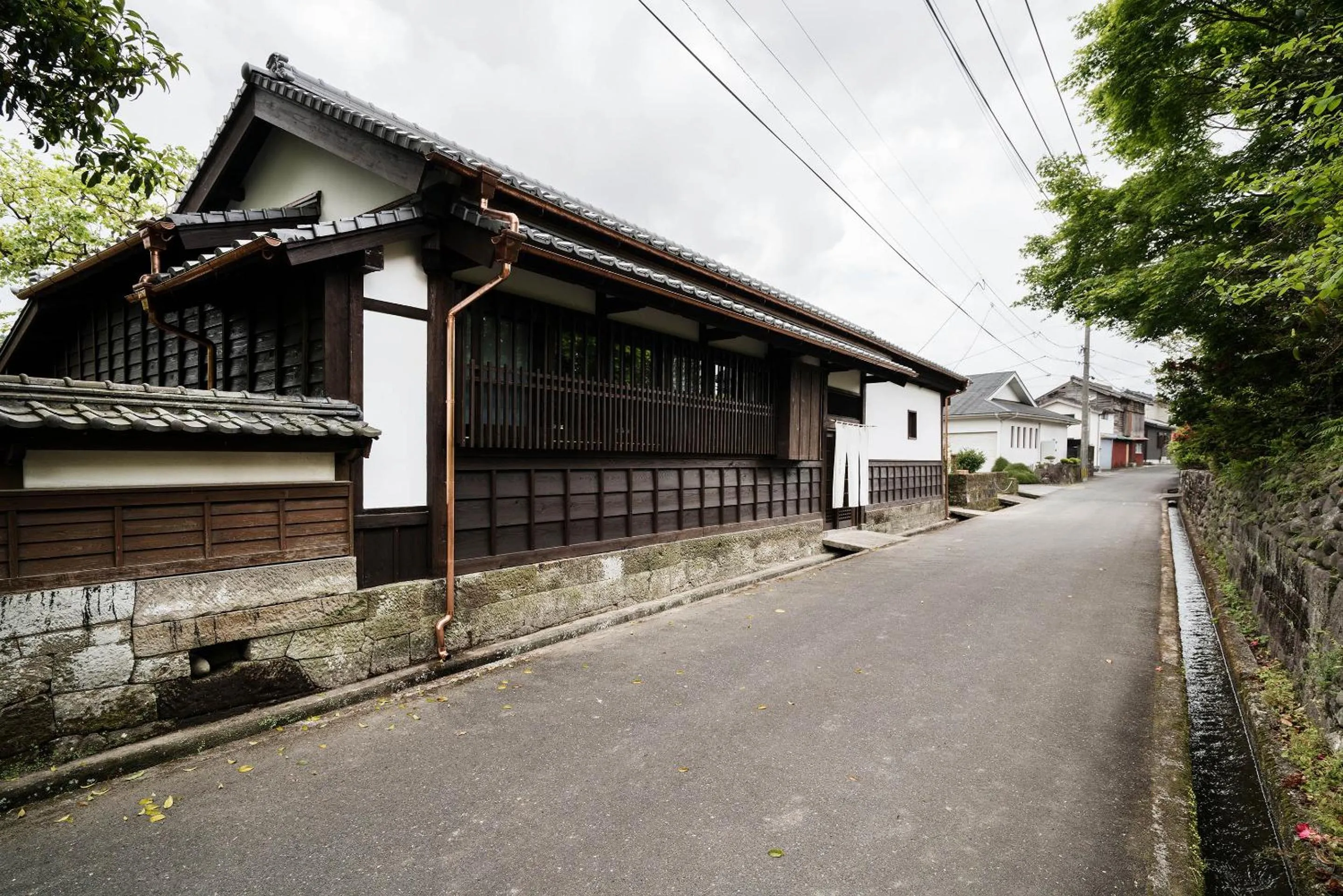 Facade/entrance in Kiraku Obi