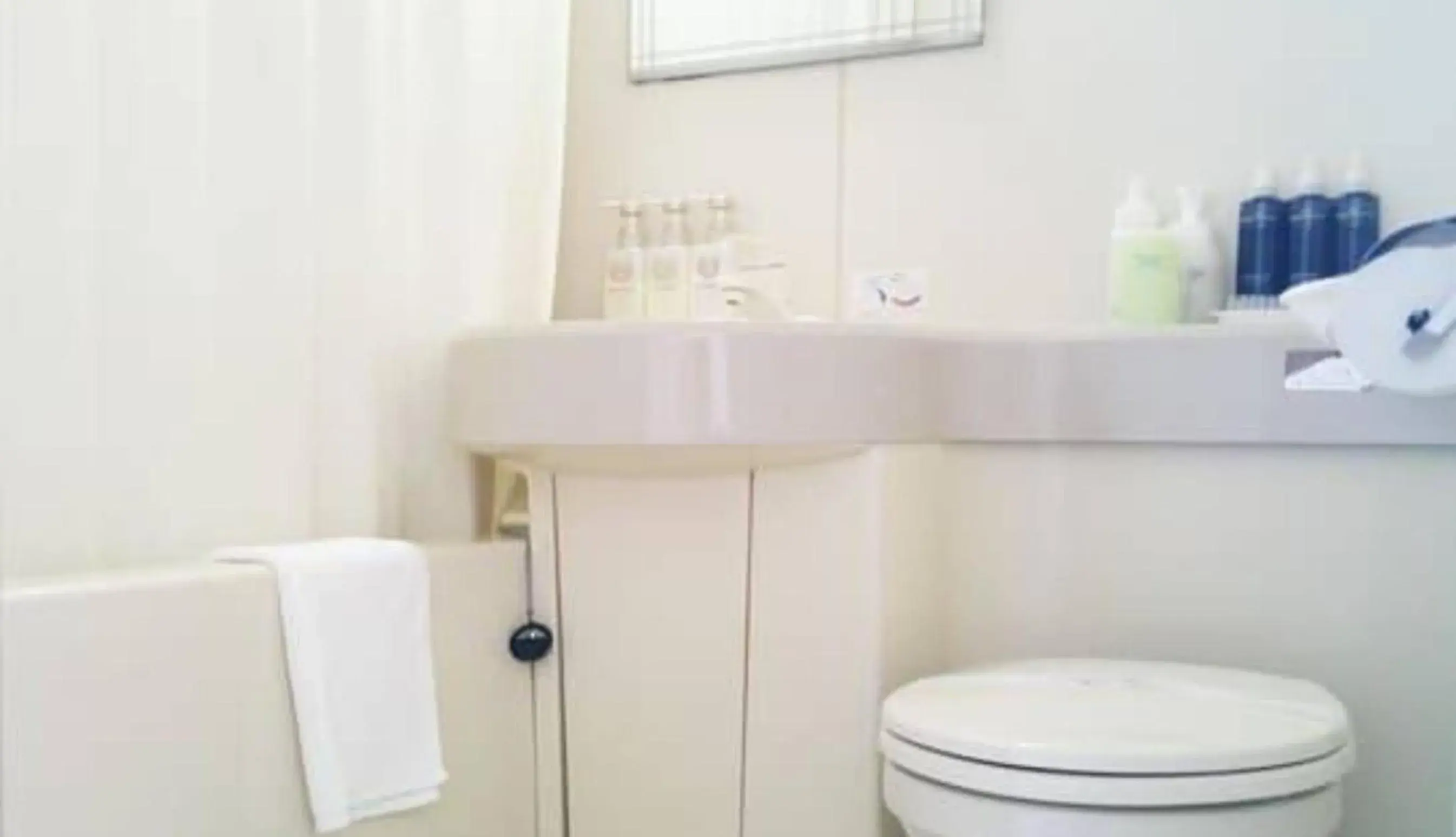 Toilet in Hotel New Neo Toilet in Hotel New Neo