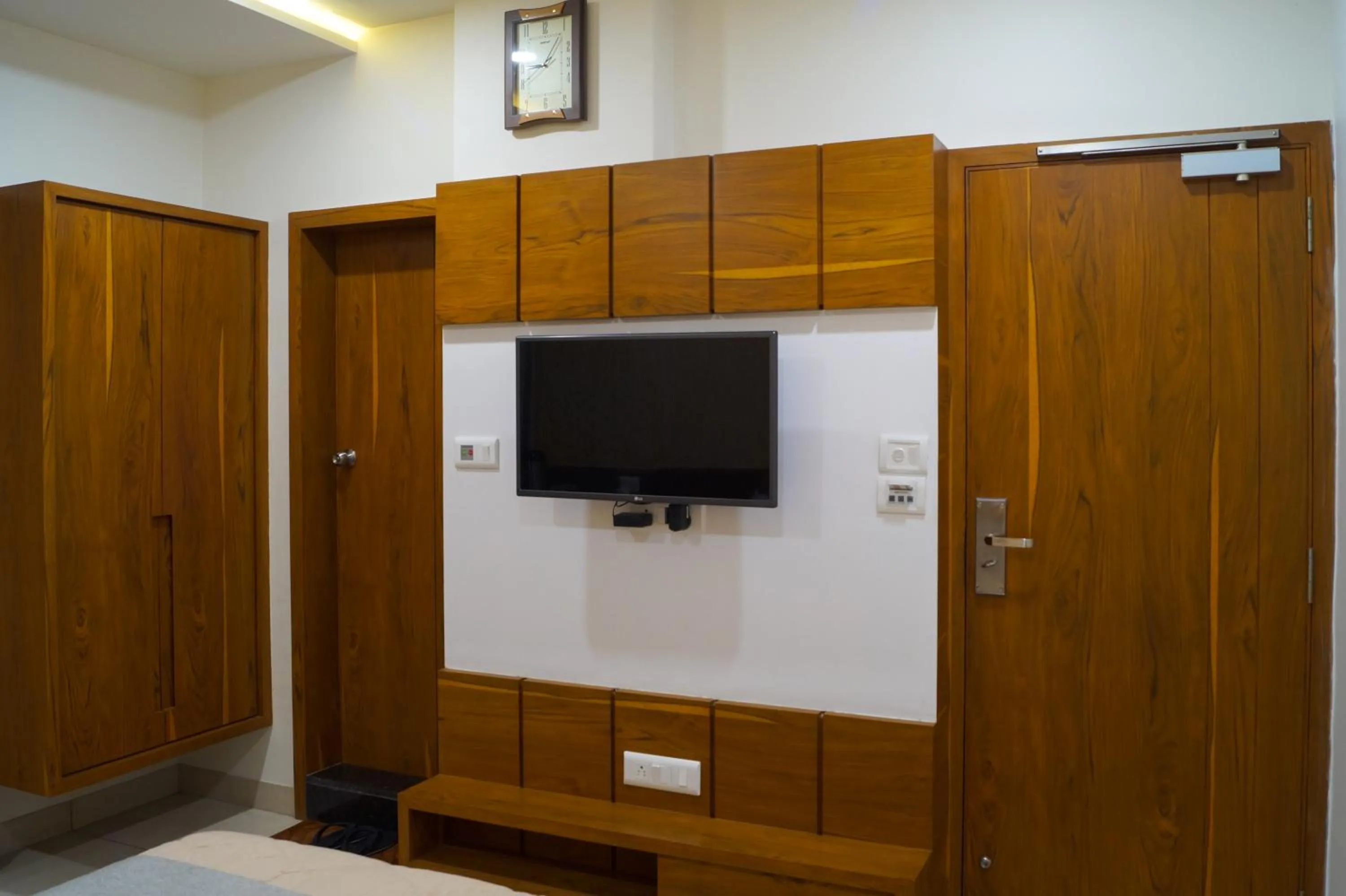 TV and multimedia in Hotel Midtown