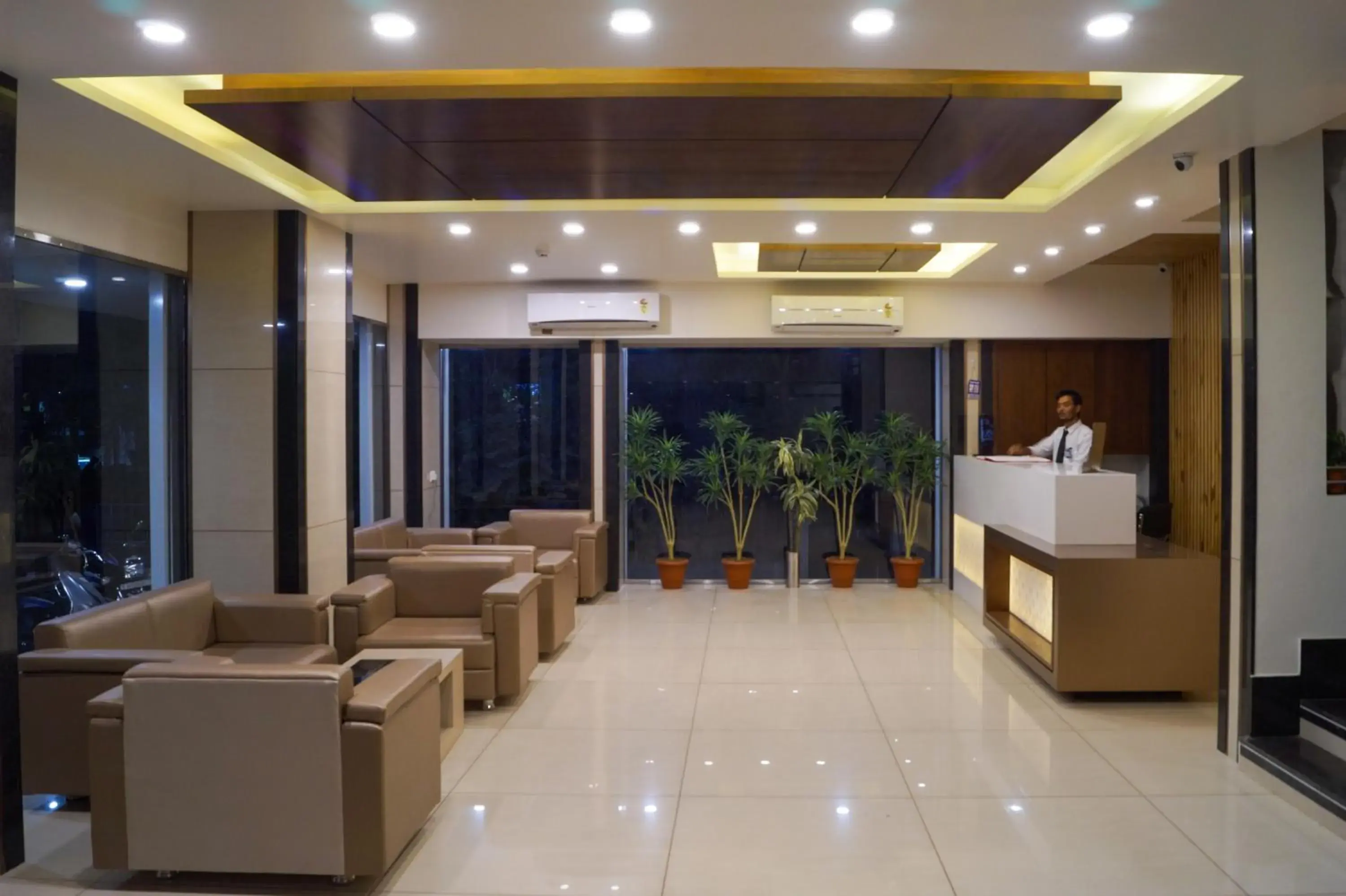 Lobby or reception in Hotel Midtown Lobby or reception in Hotel Midtown