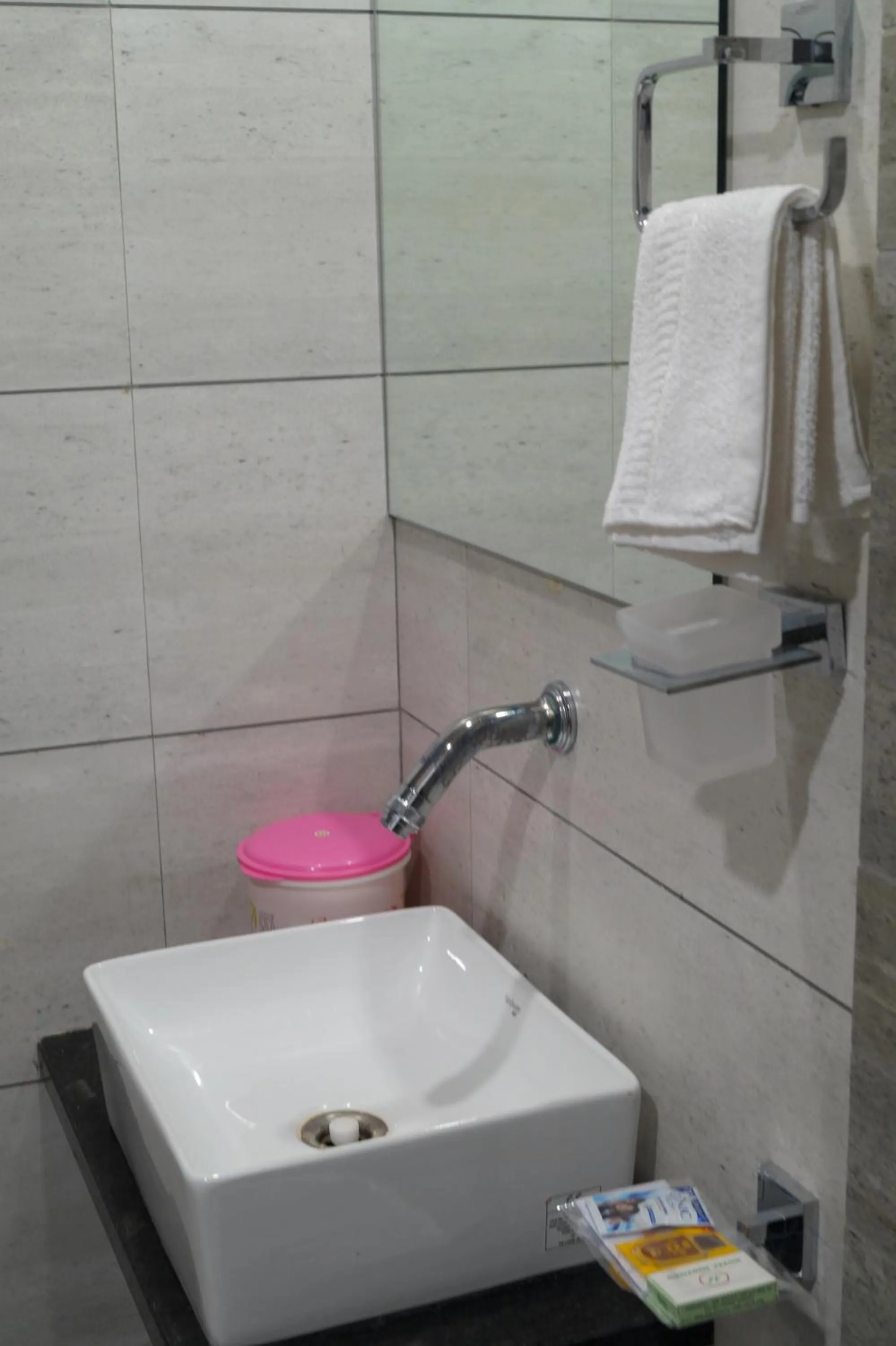 Bathroom in Hotel Midtown