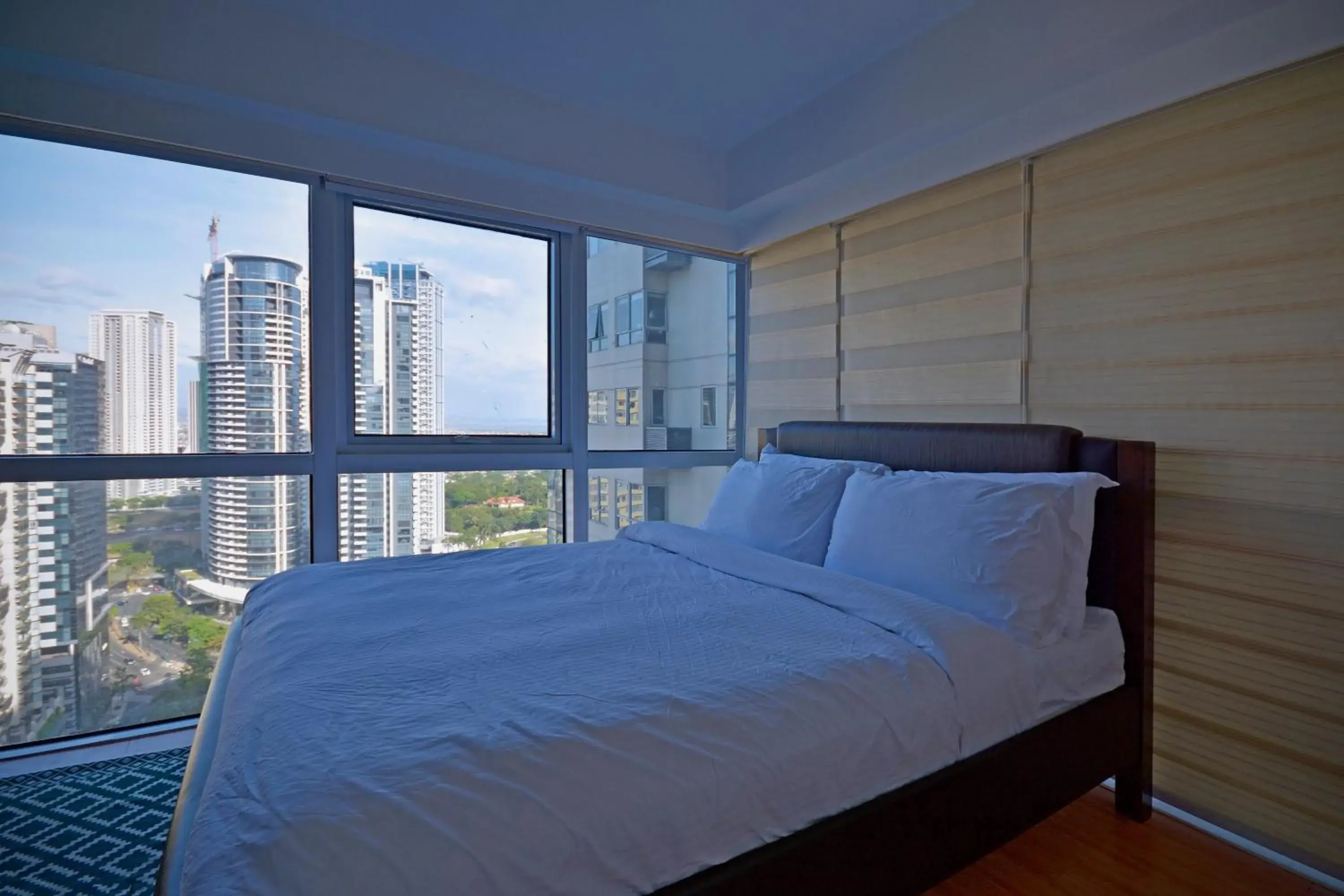 Bed in Victoria SOHO Suites Bed in Victoria SOHO Suites