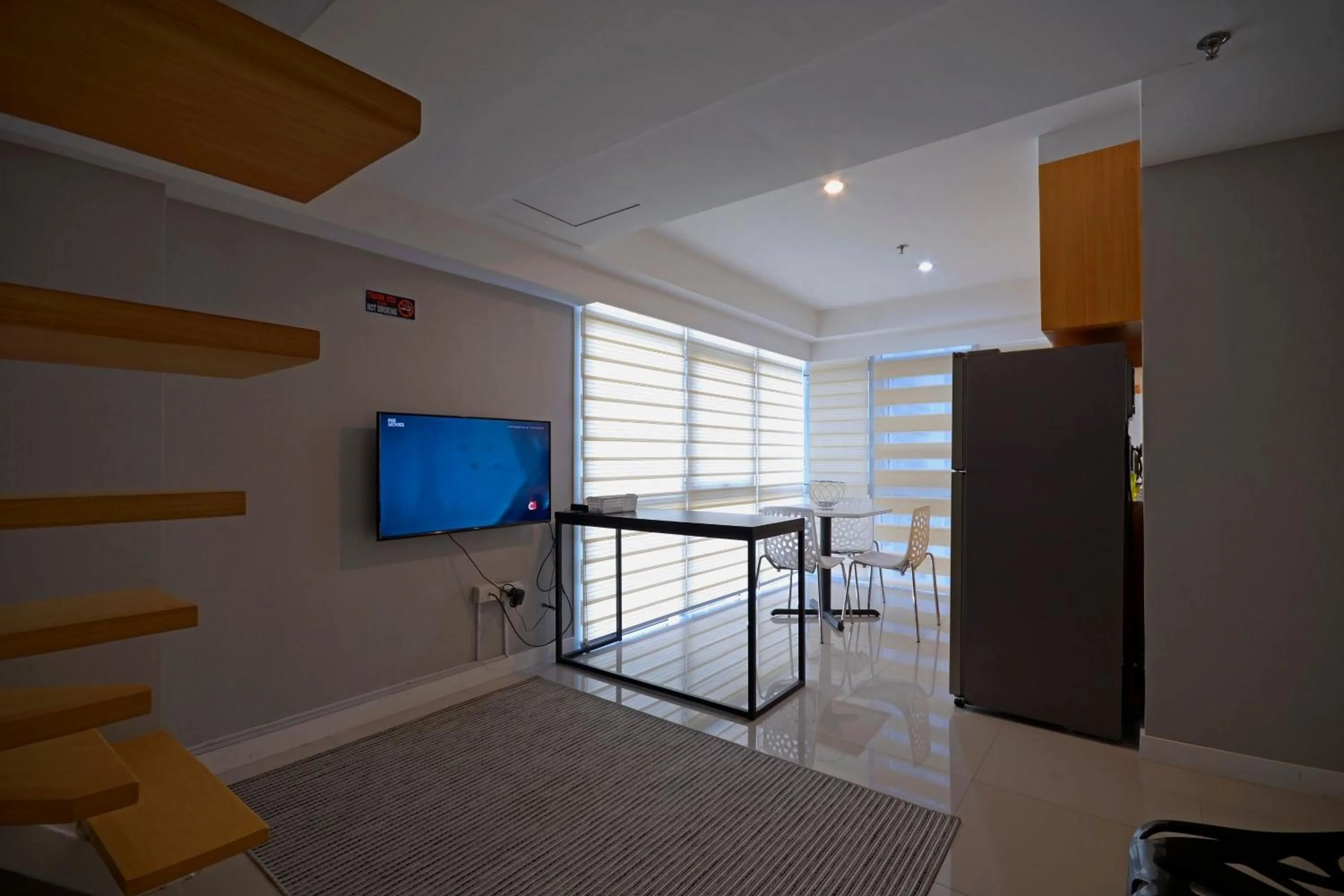 Victoria SOHO Suites