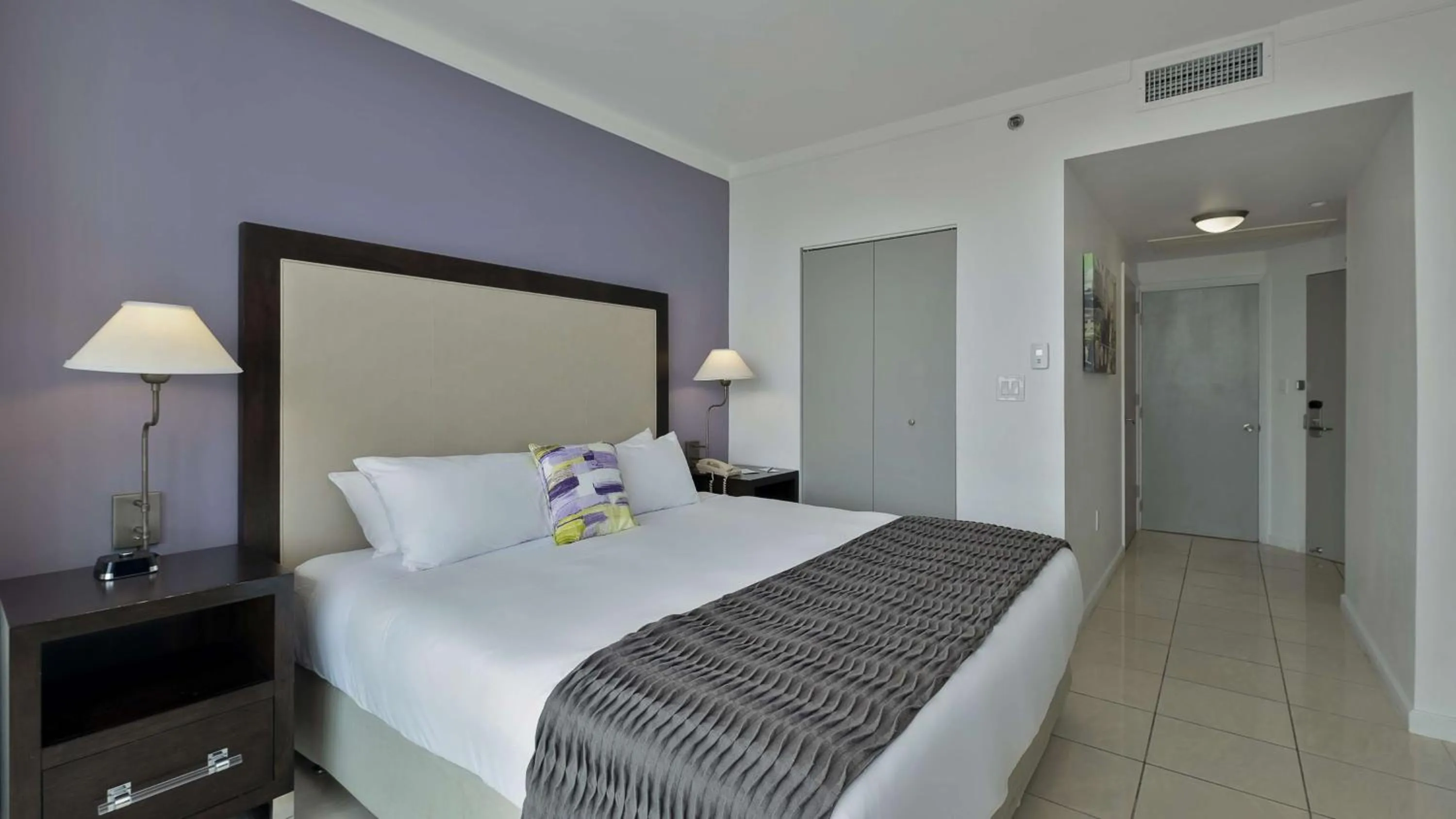 Bedroom, Bed in Hotel Arya BW Premier Collection