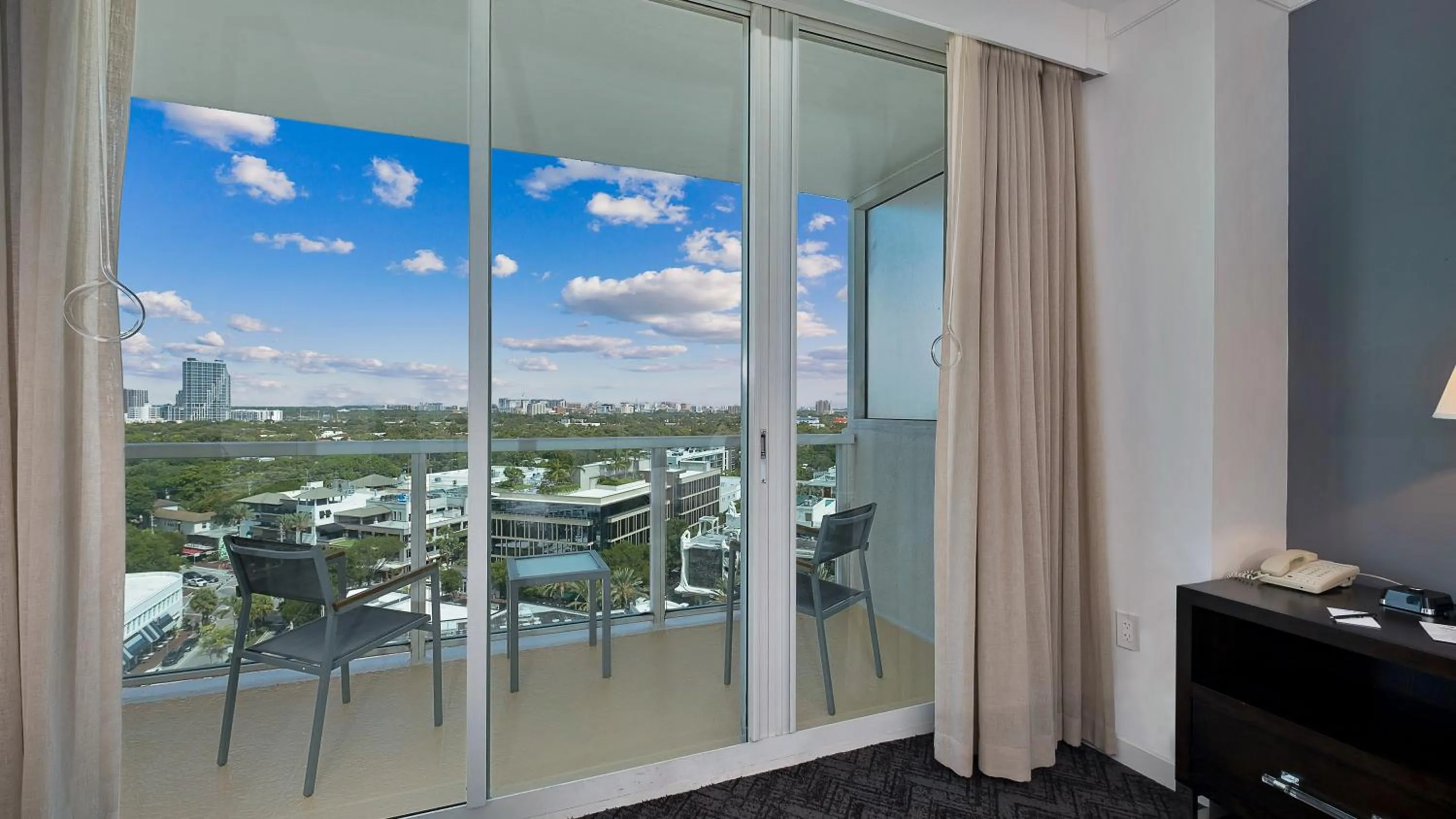 Day in Hotel Arya BW Premier Collection