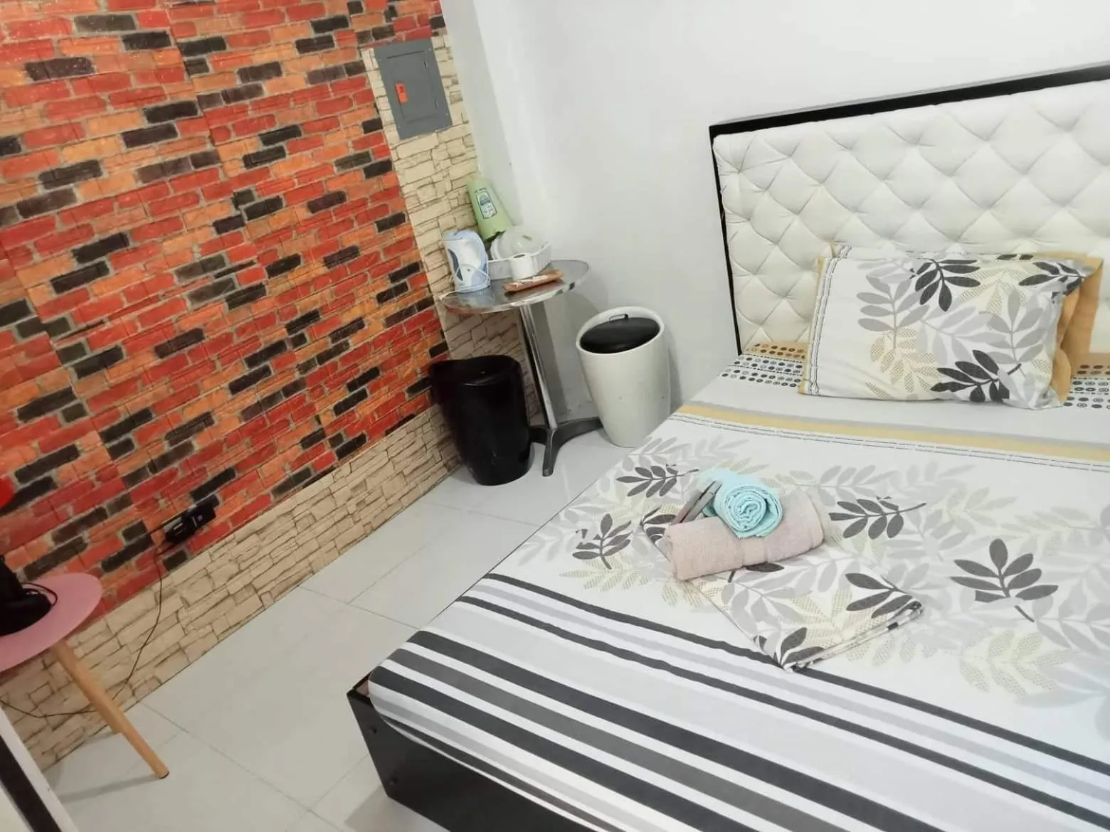 Bed in N&J Lopez Lodging House