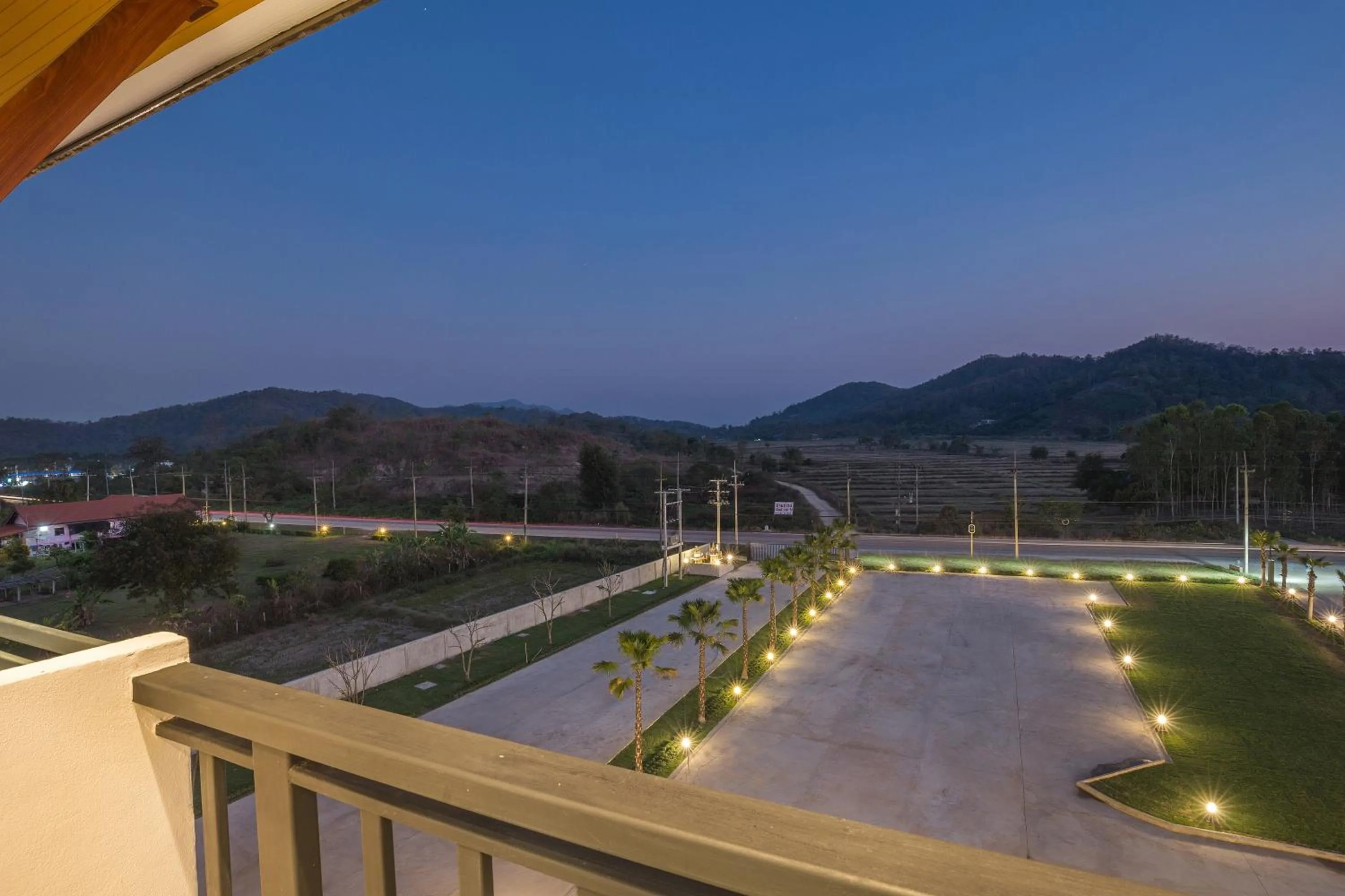 Facade/entrance in Sann View Hotel