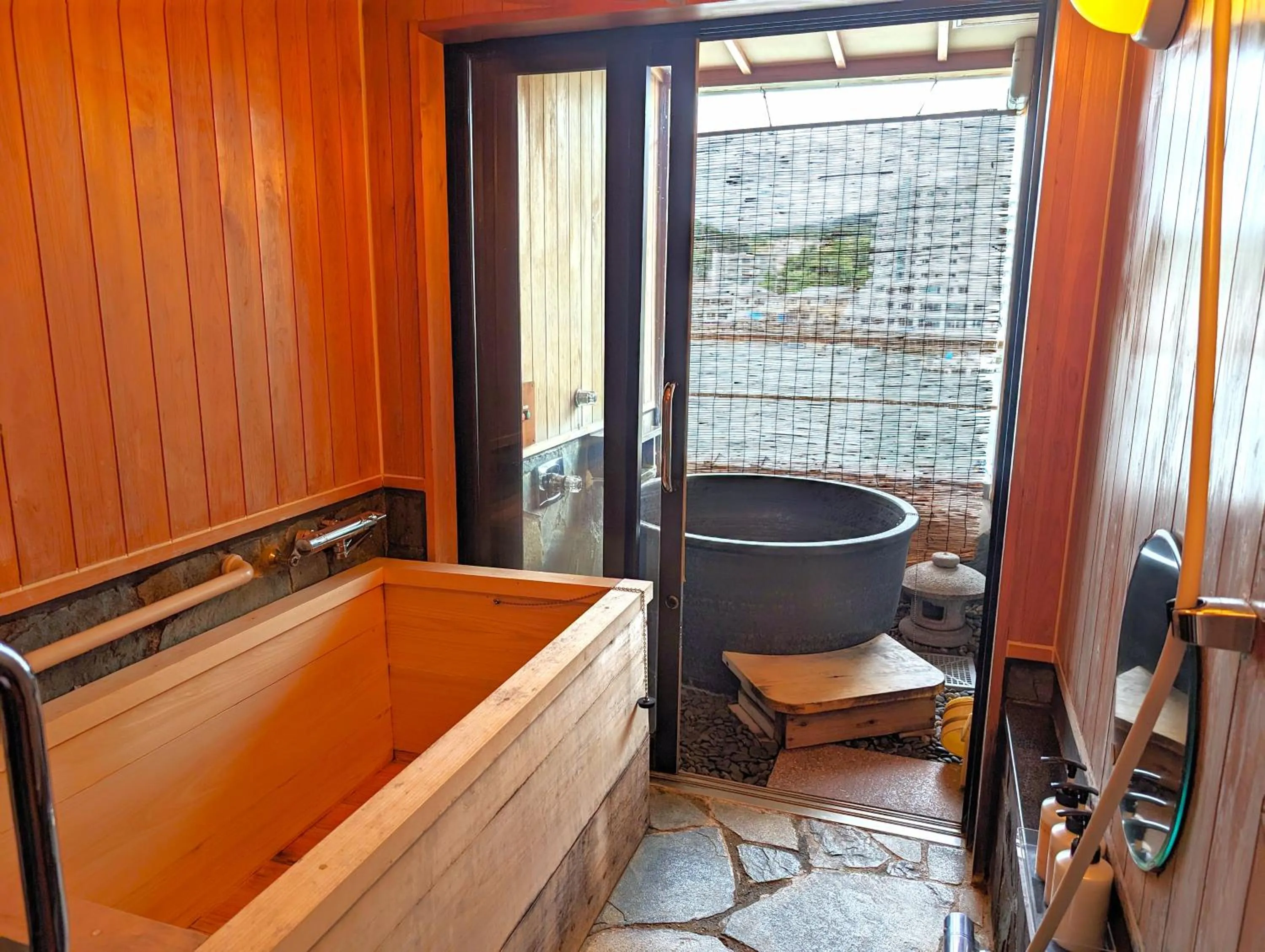 Bathroom in Kochoran