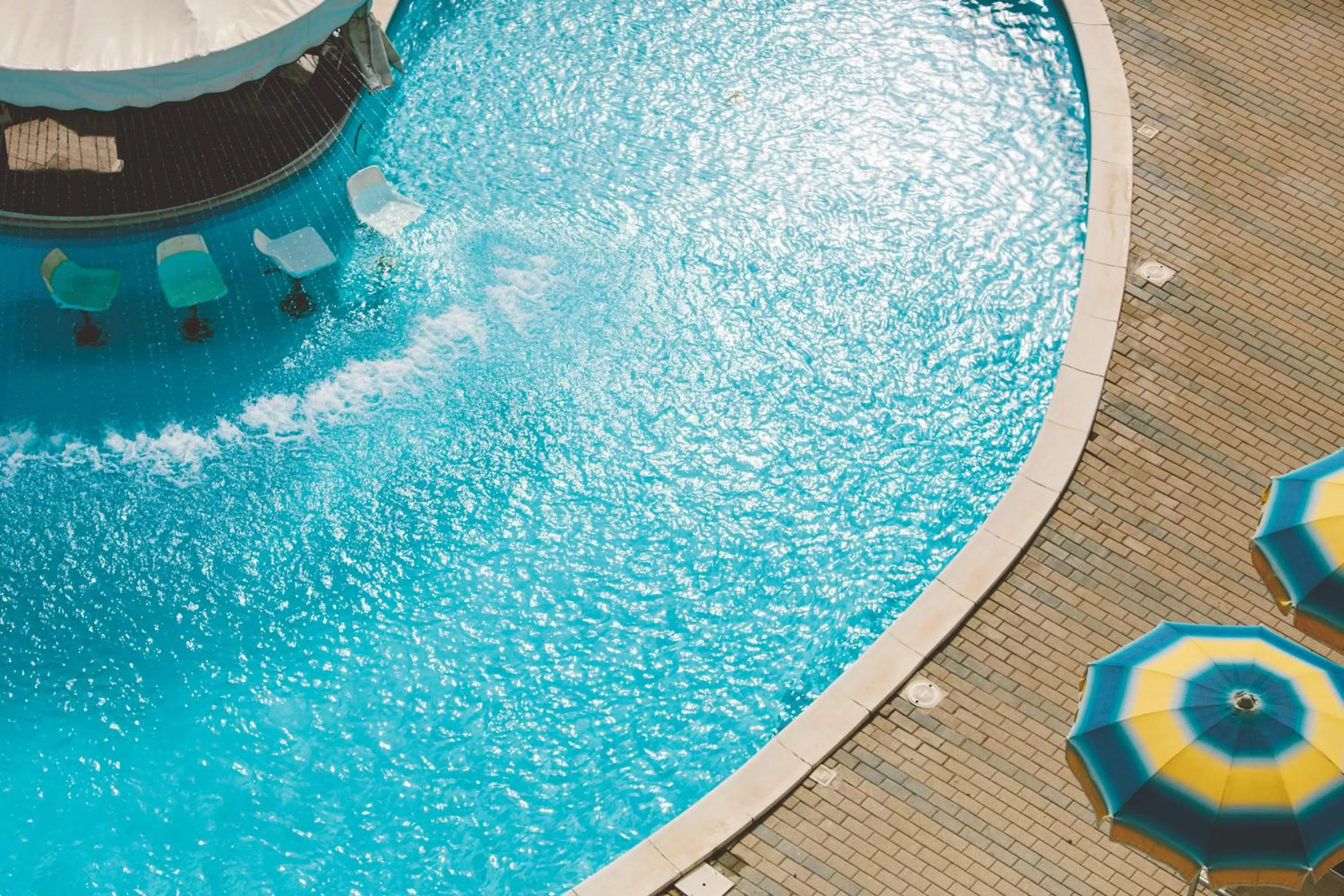 Swimming pool in Hotel Marco