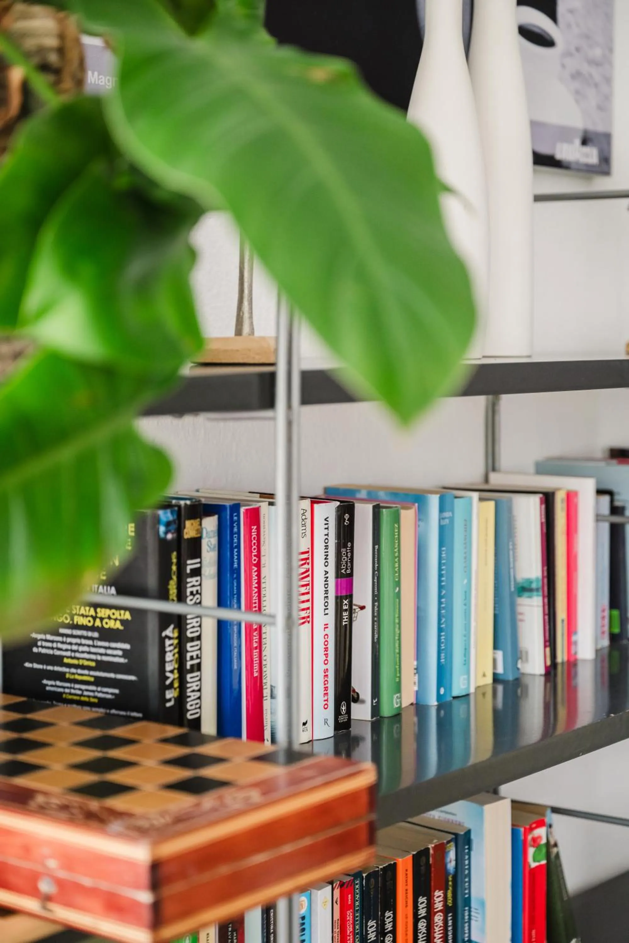 Library in Hotel Marco