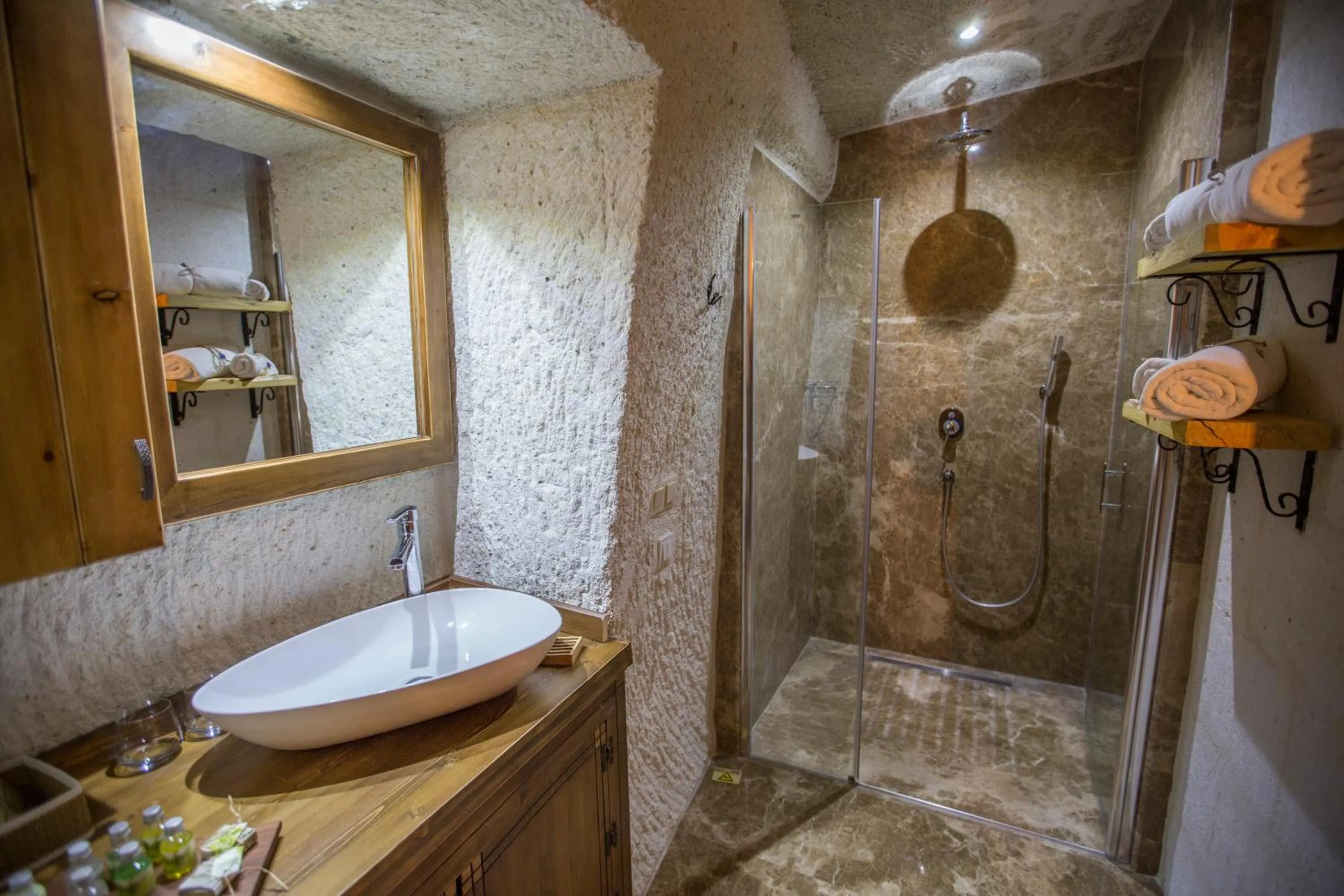 Bathroom in Agarta Cave Hotel
