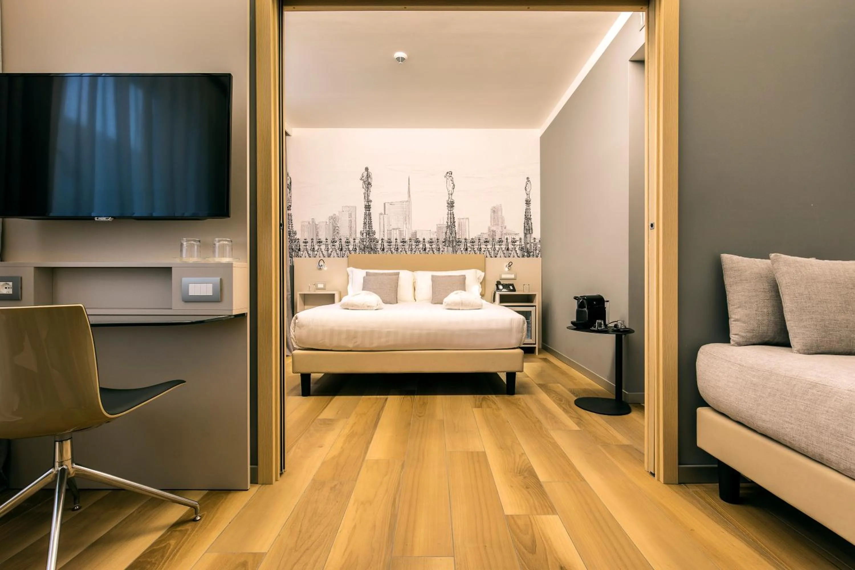 Bed in 43 Station Hotel