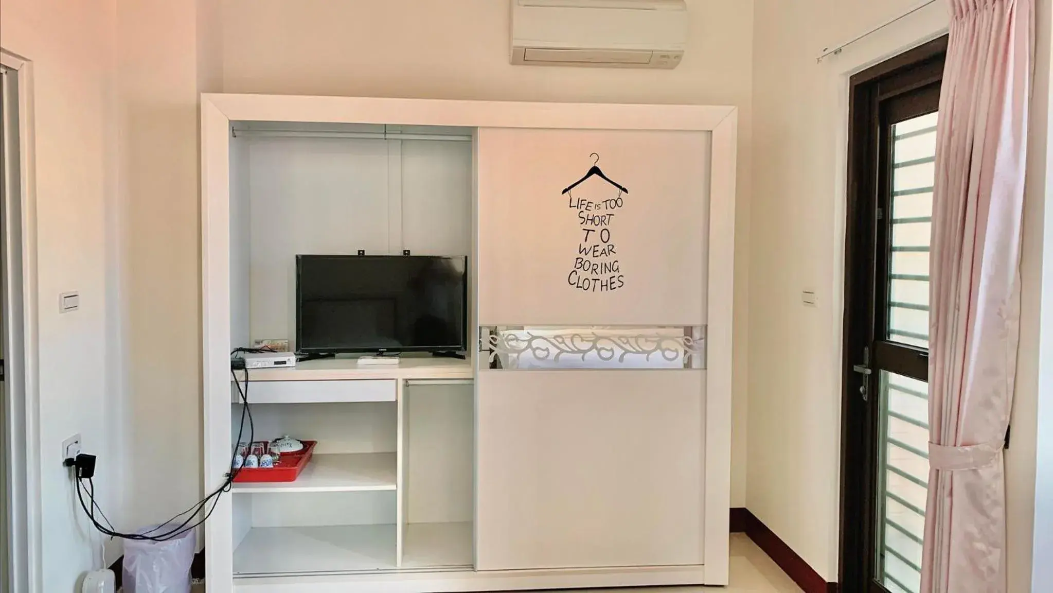 Triple Room with Balcony in Sanli B&B Triple Room with Balcony in Sanli B&B