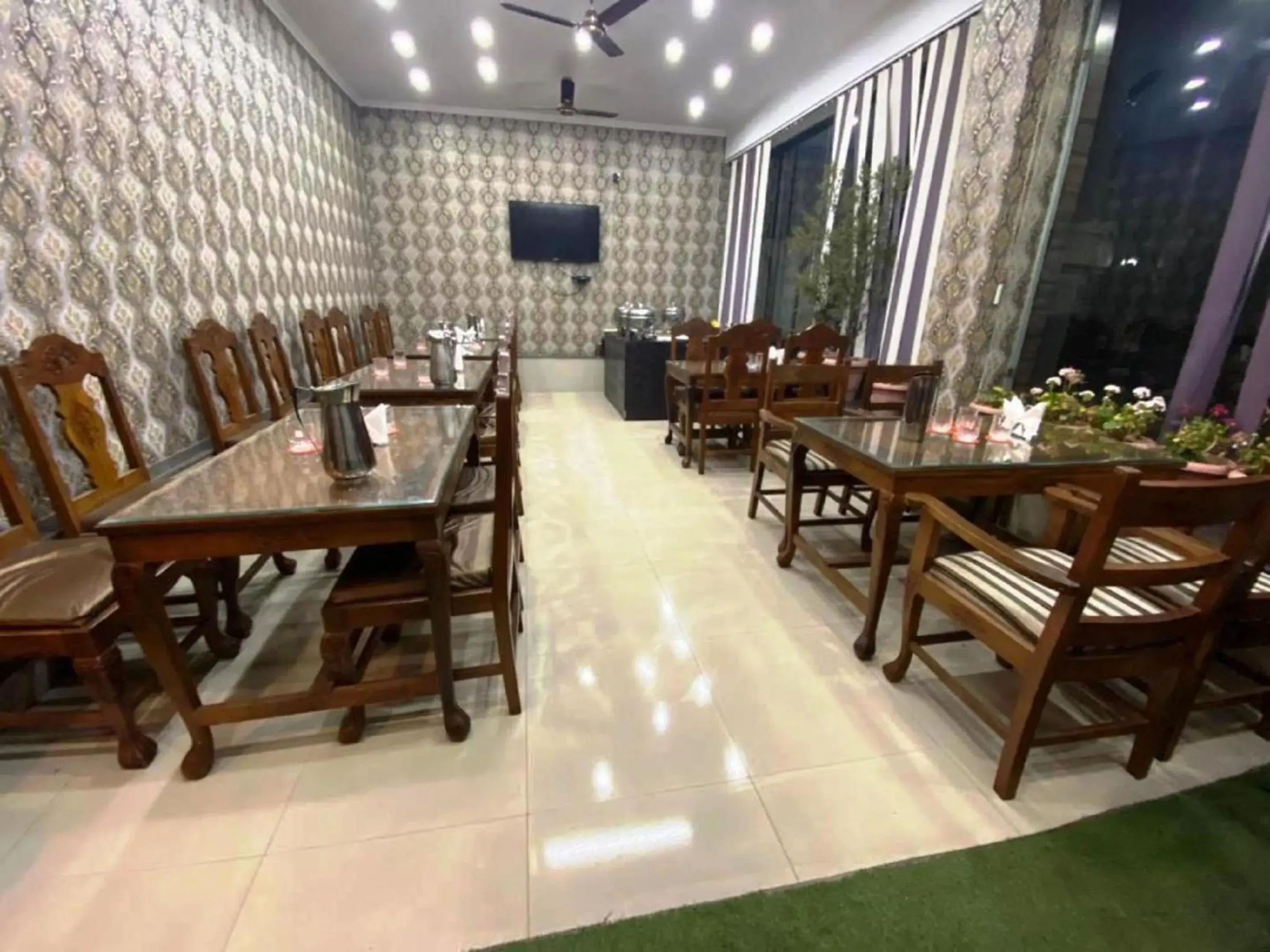 Restaurant/places to eat in Hotel Ash Vale Restaurant/places to eat in Hotel Ash Vale