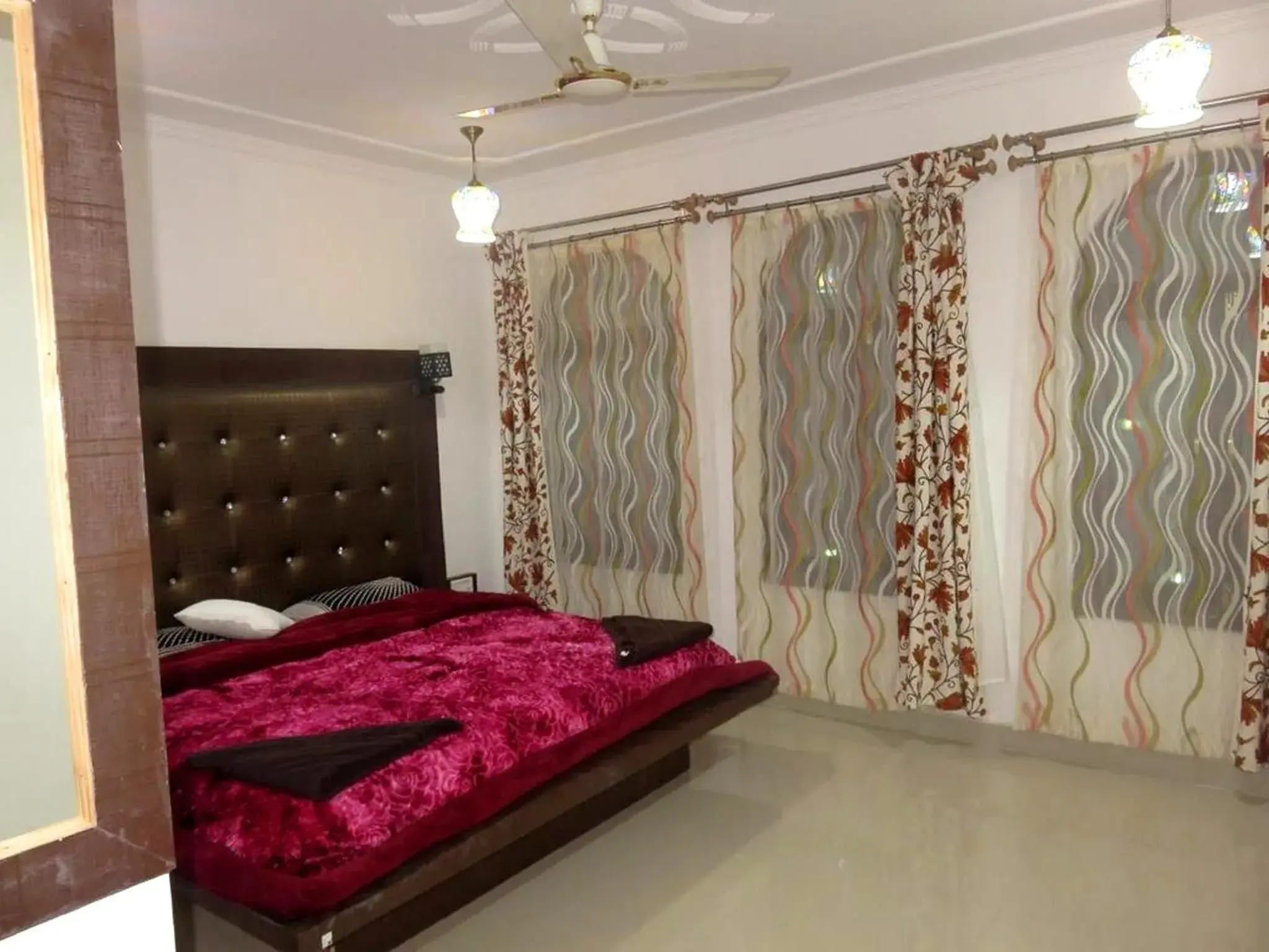 Bedroom, Bed in Hotel Ash Vale Bedroom, Bed in Hotel Ash Vale