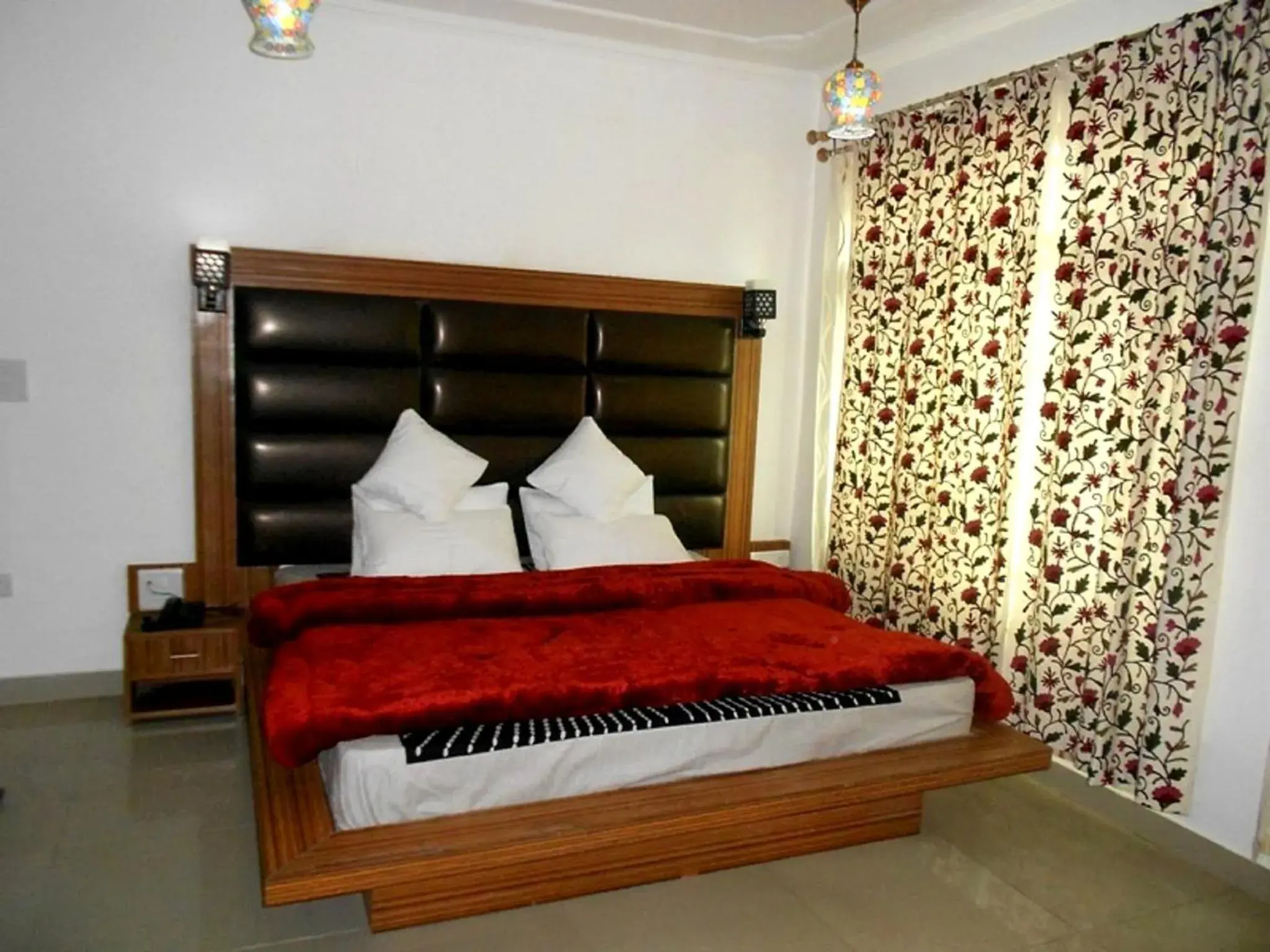 Bedroom, Bed in Hotel Ash Vale Bedroom, Bed in Hotel Ash Vale