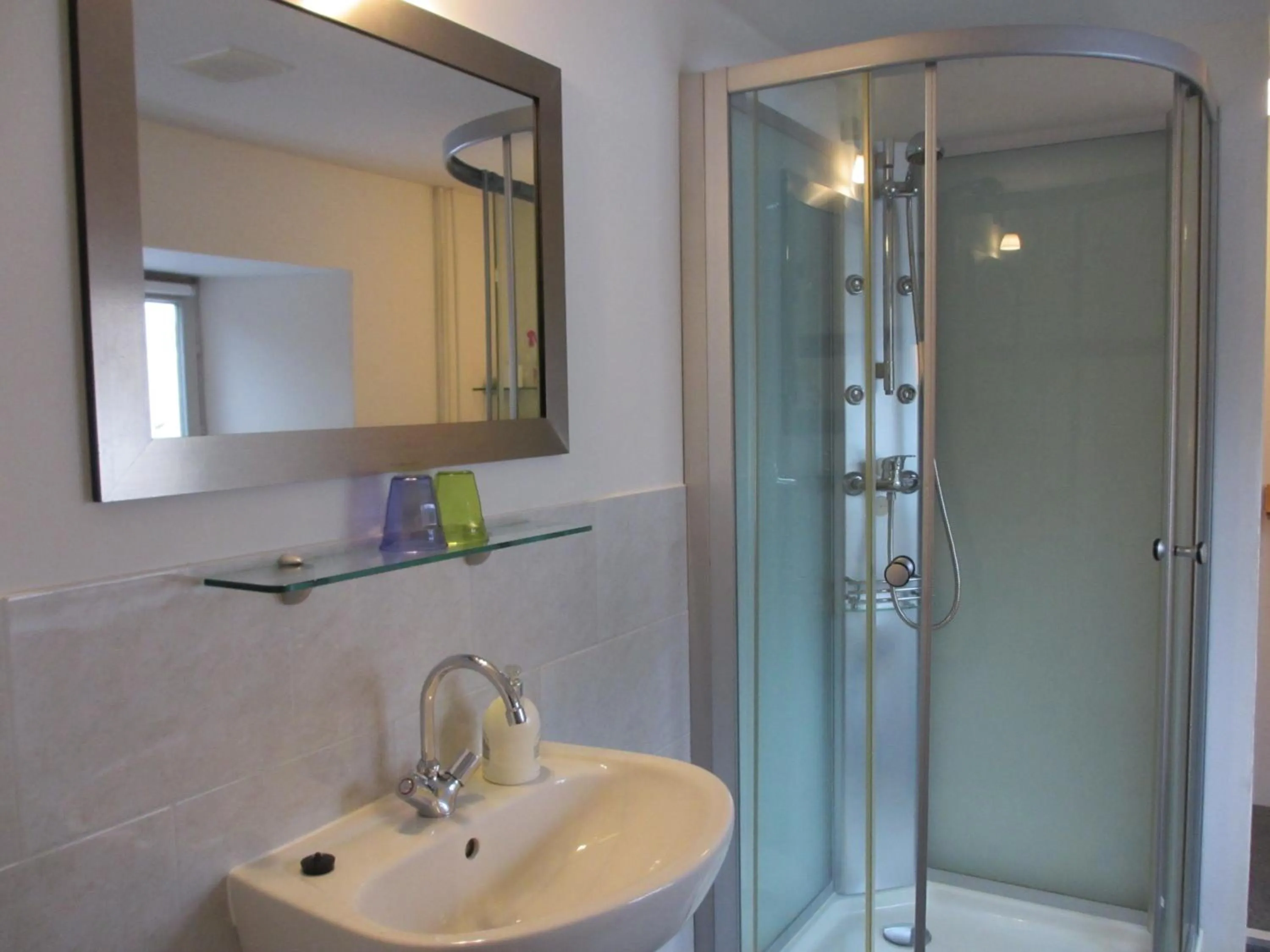 Bathroom in La Fermette Blanche