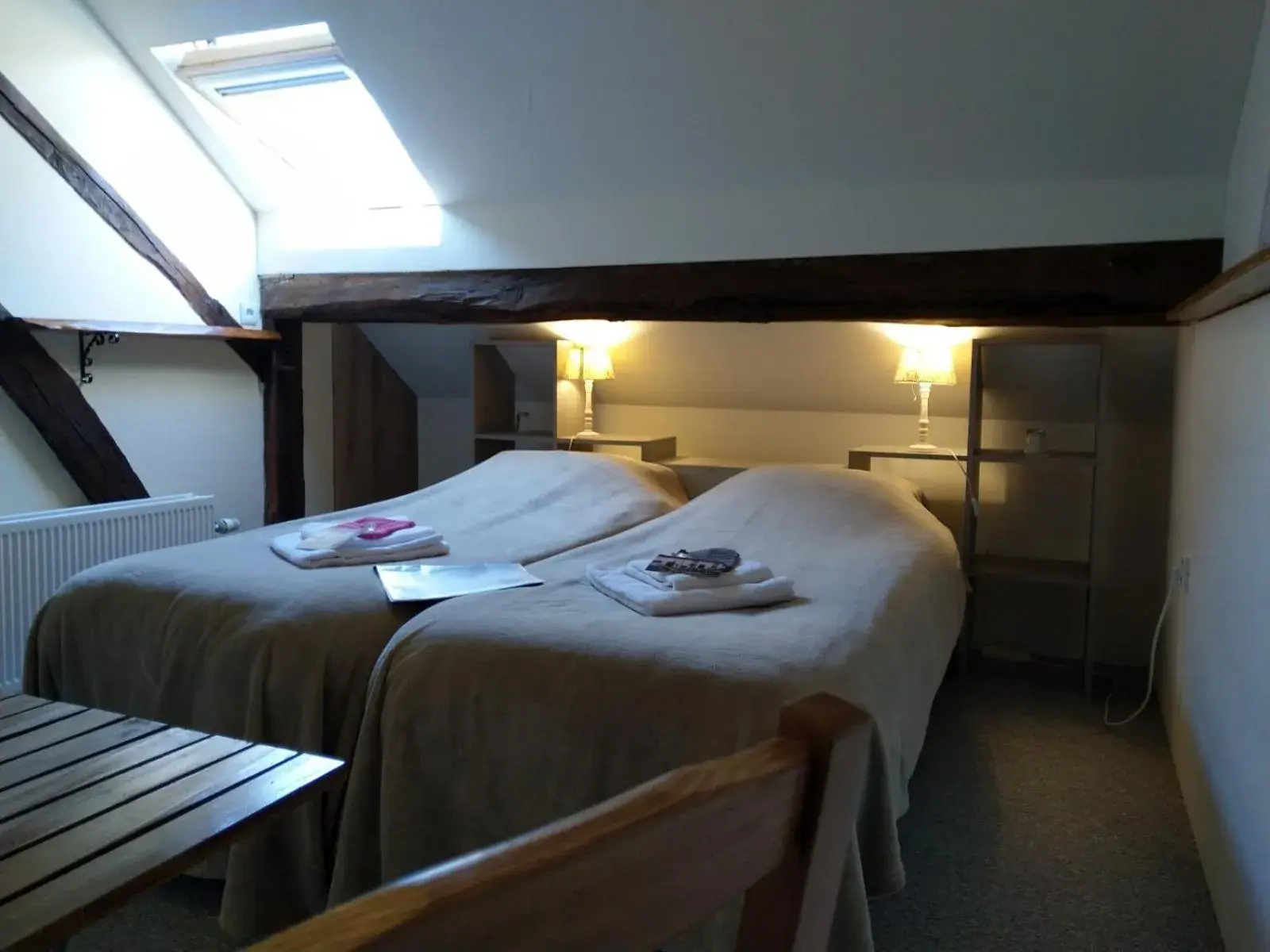 Twin Room with Private Bathroom in La Fermette Blanche Twin Room with Private Bathroom in La Fermette Blanche