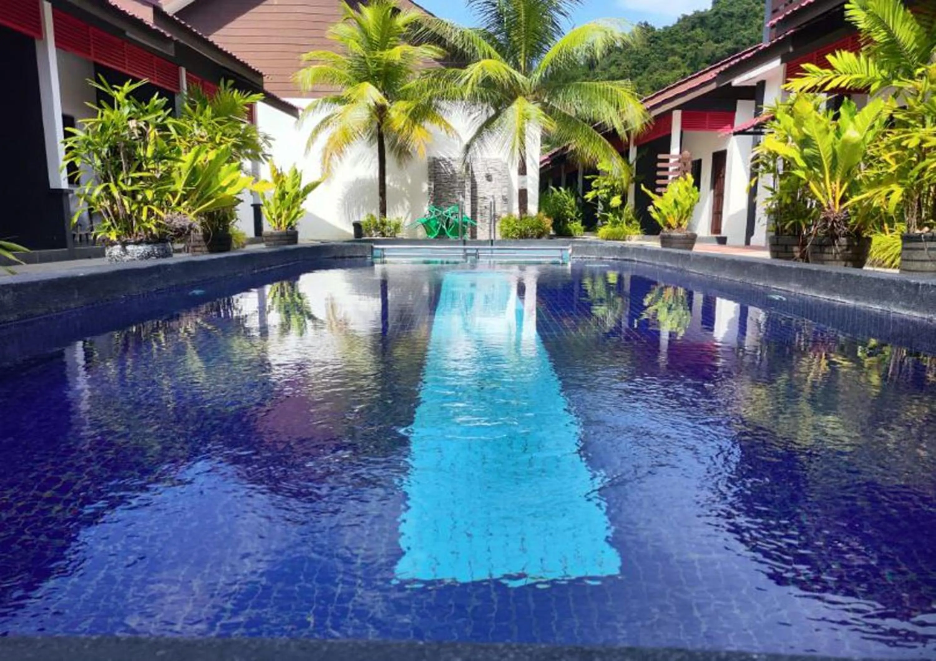 Swimming pool in Anjung Villa