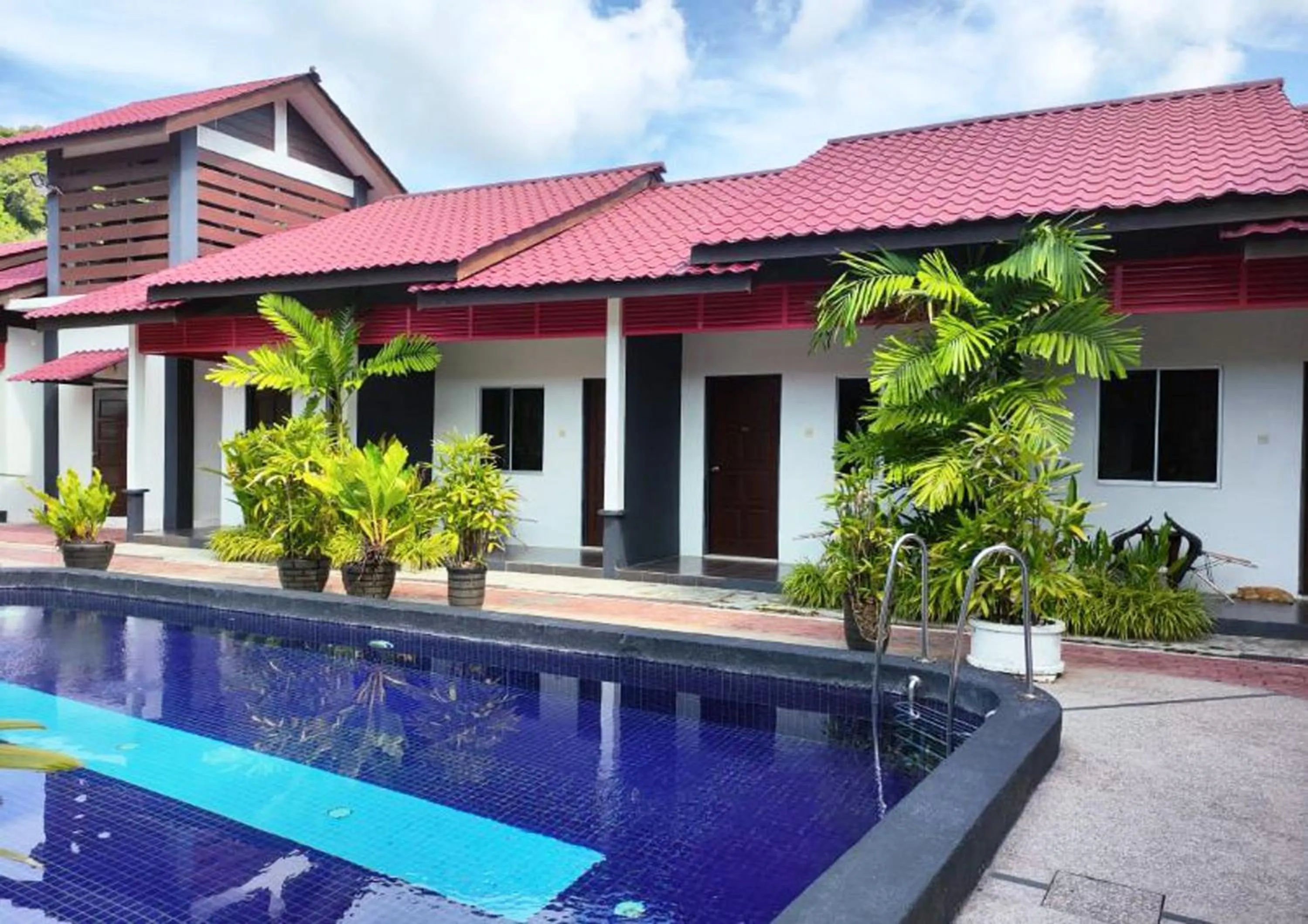 Property building in Anjung Villa