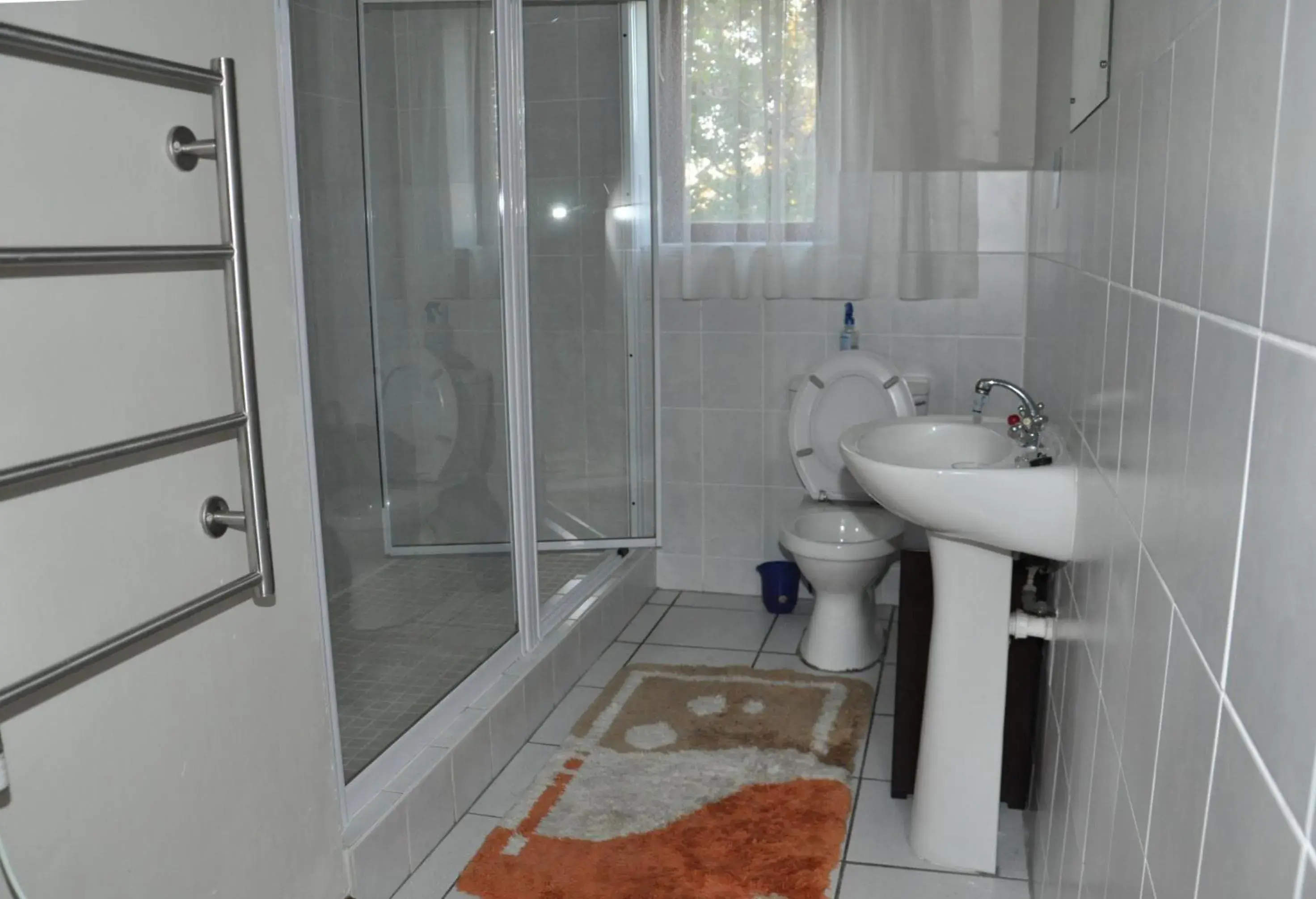 Double Room - single occupancy in Hermanus AT HOME Double Room - single occupancy in Hermanus AT HOME