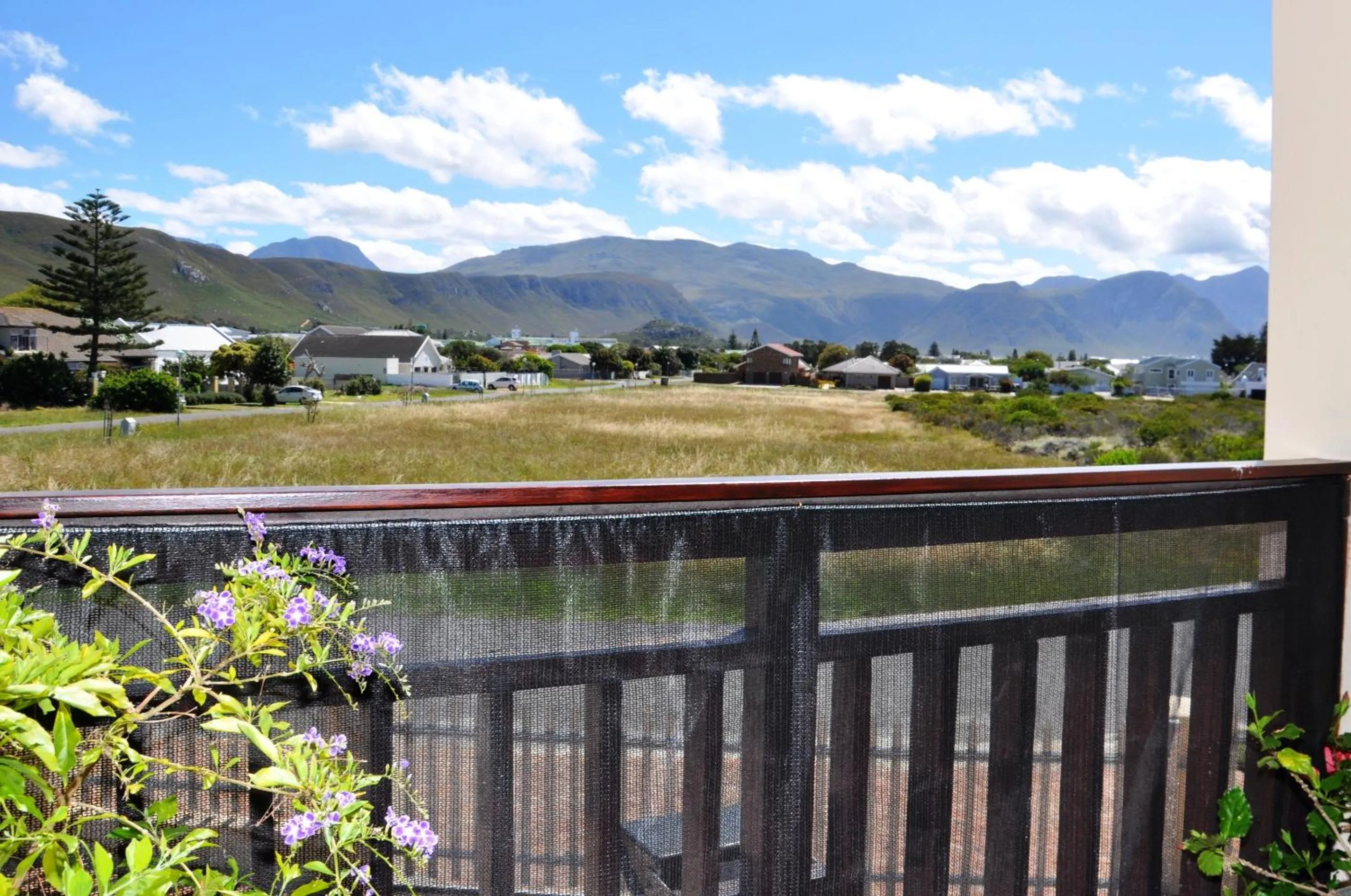 Neighbourhood in Hermanus AT HOME