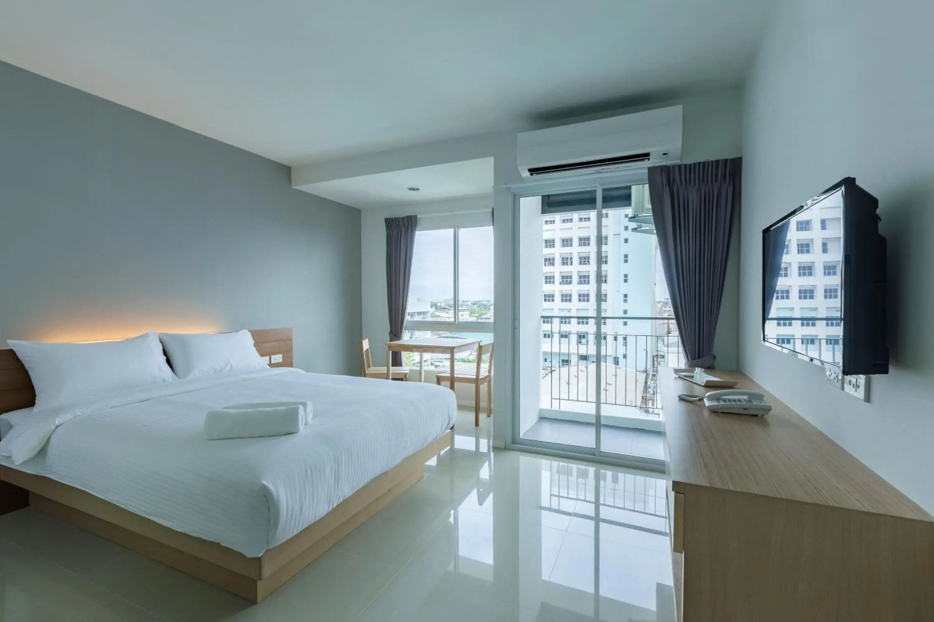 Studio with Balcony in Thongchen Residence Studio with Balcony in Thongchen Residence
