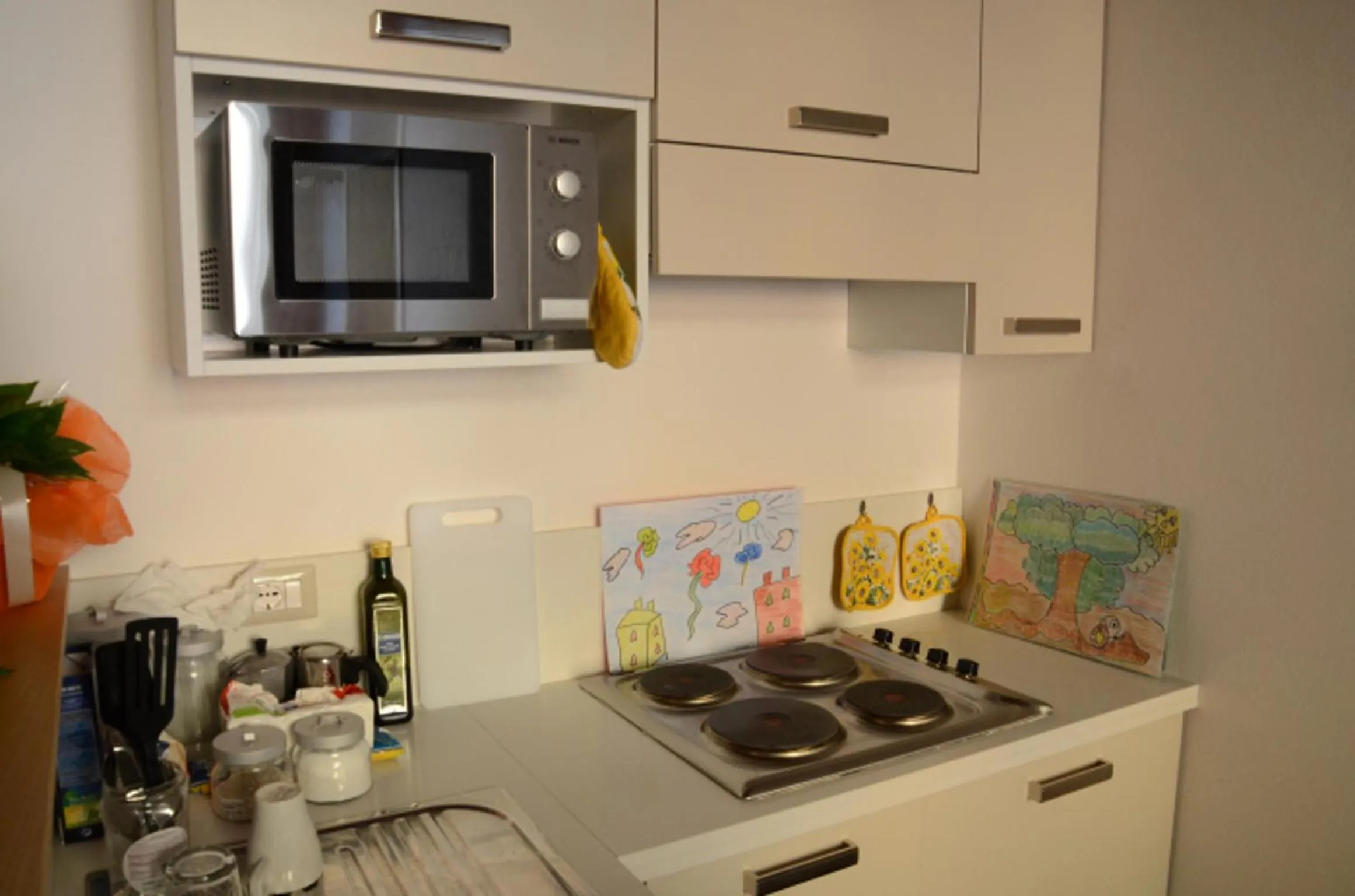 Communal kitchen in Ostello San Miniato
