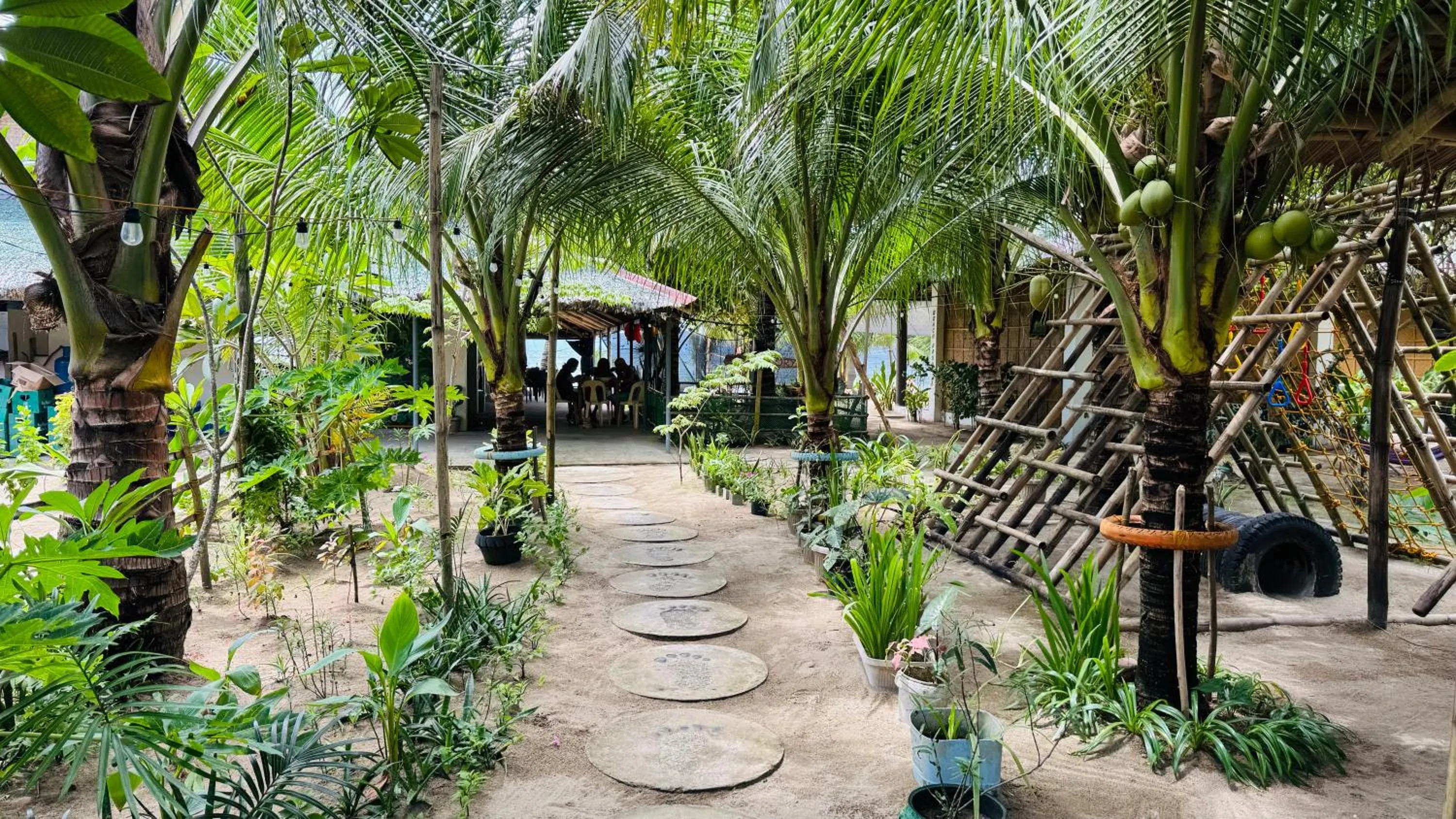 Day in Footprints Beach Resort