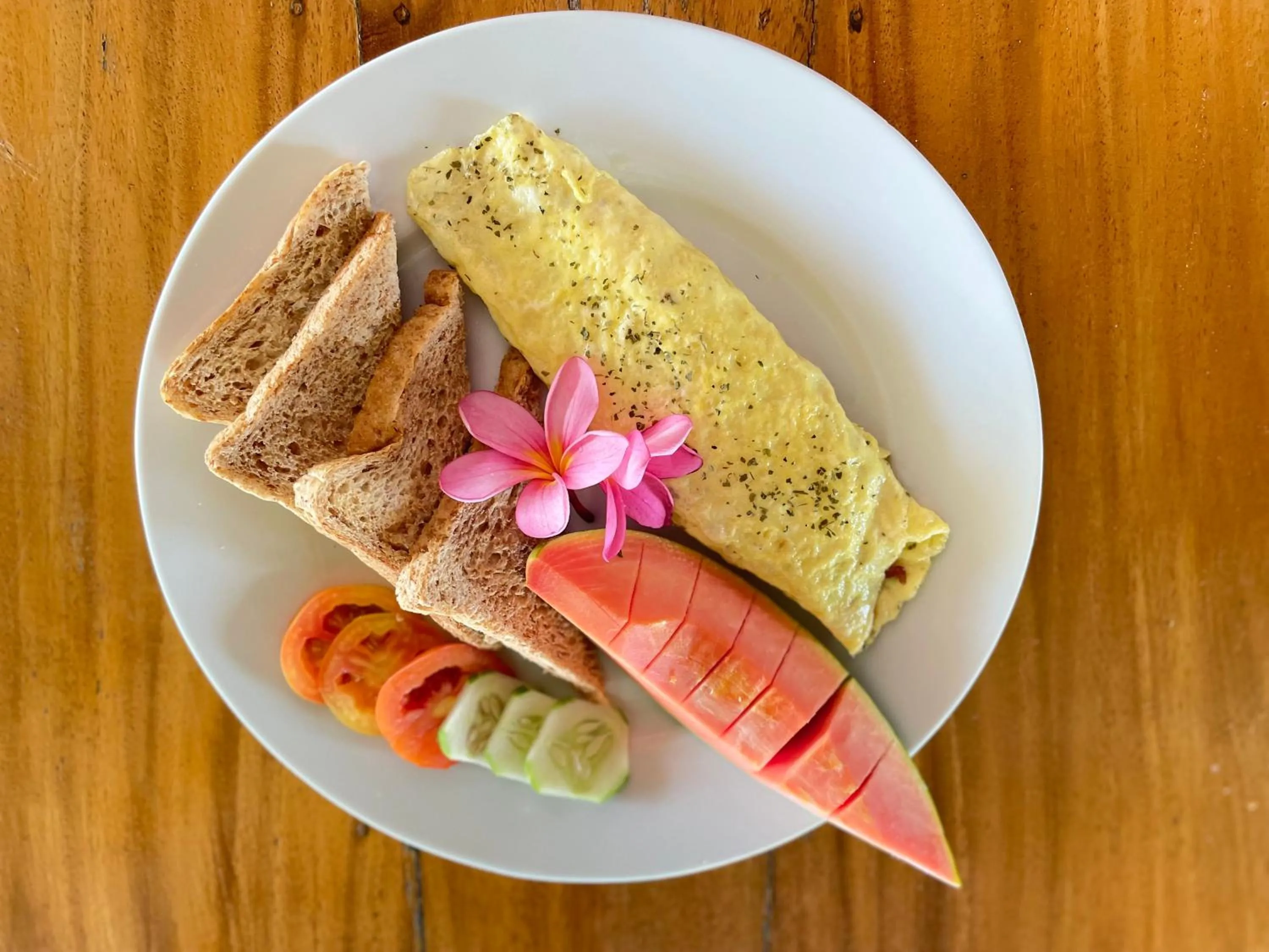 Breakfast in Footprints Beach Resort