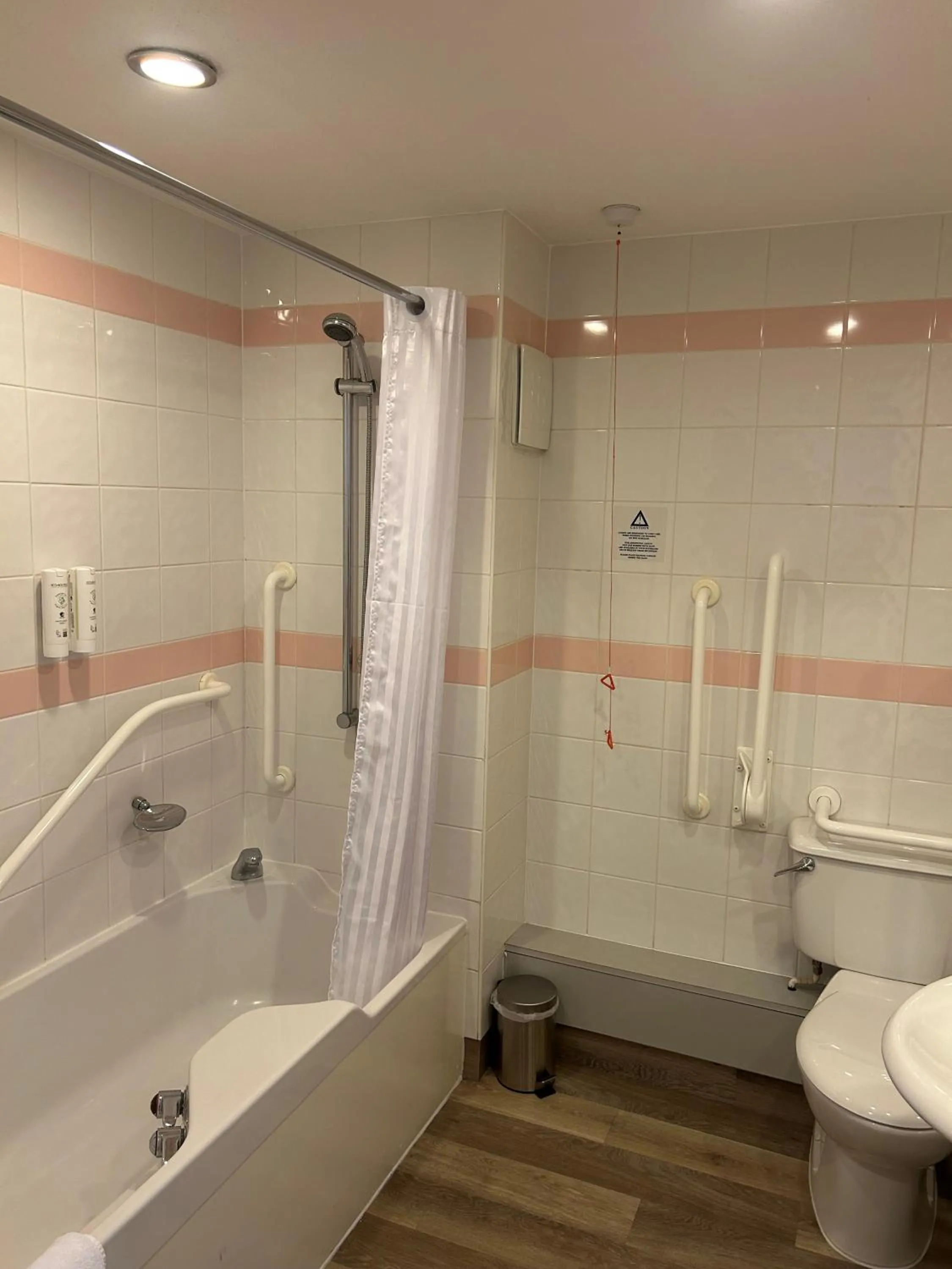 Bathroom in Best Western Appleby Park Hotel