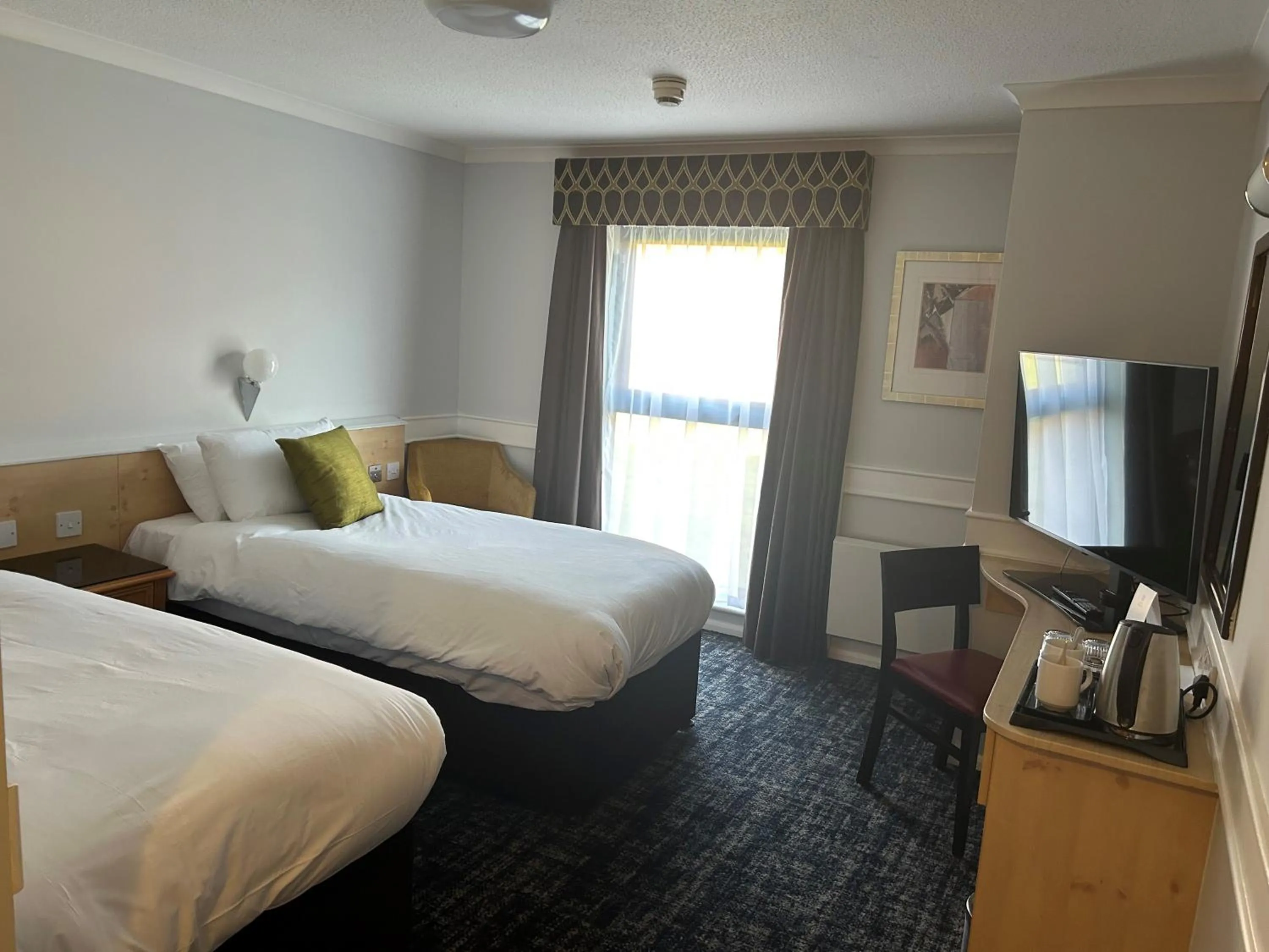 Bedroom, Bed in Best Western Appleby Park Hotel