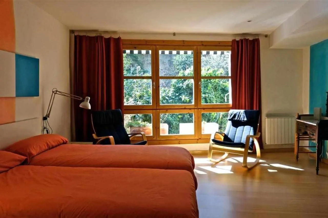 Hotel rural HD Riudebitlles art i allotjament