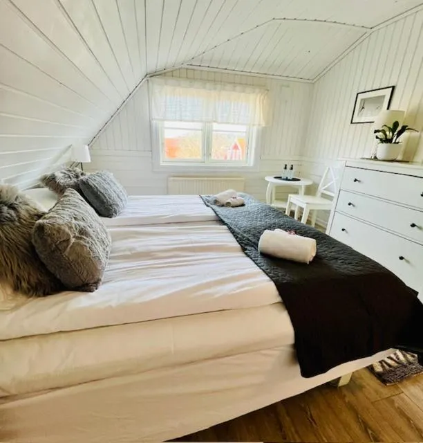 Bed in Missionshuset Bed & Breakfast