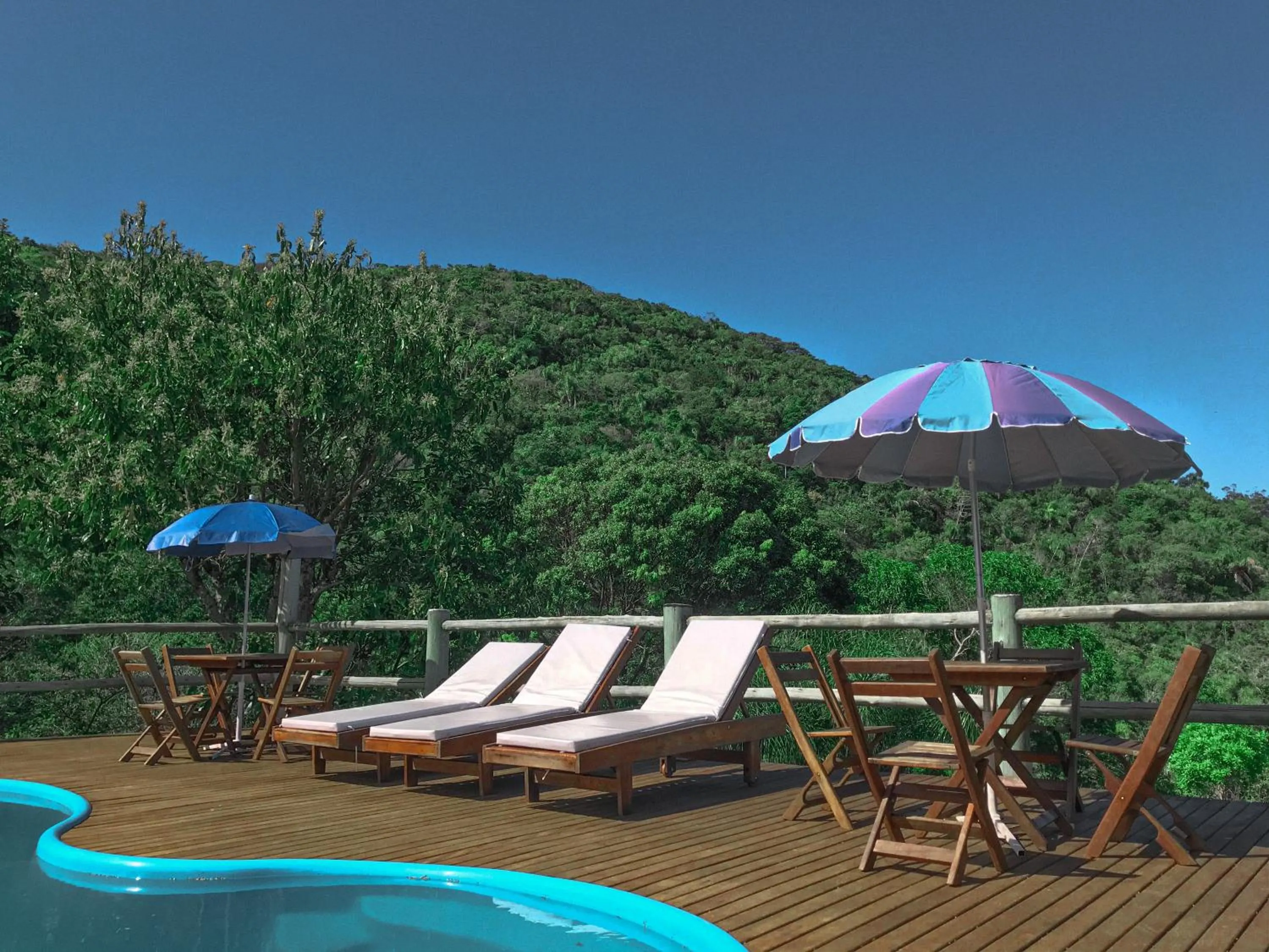 Pool view in Doce Cabana Pousada
