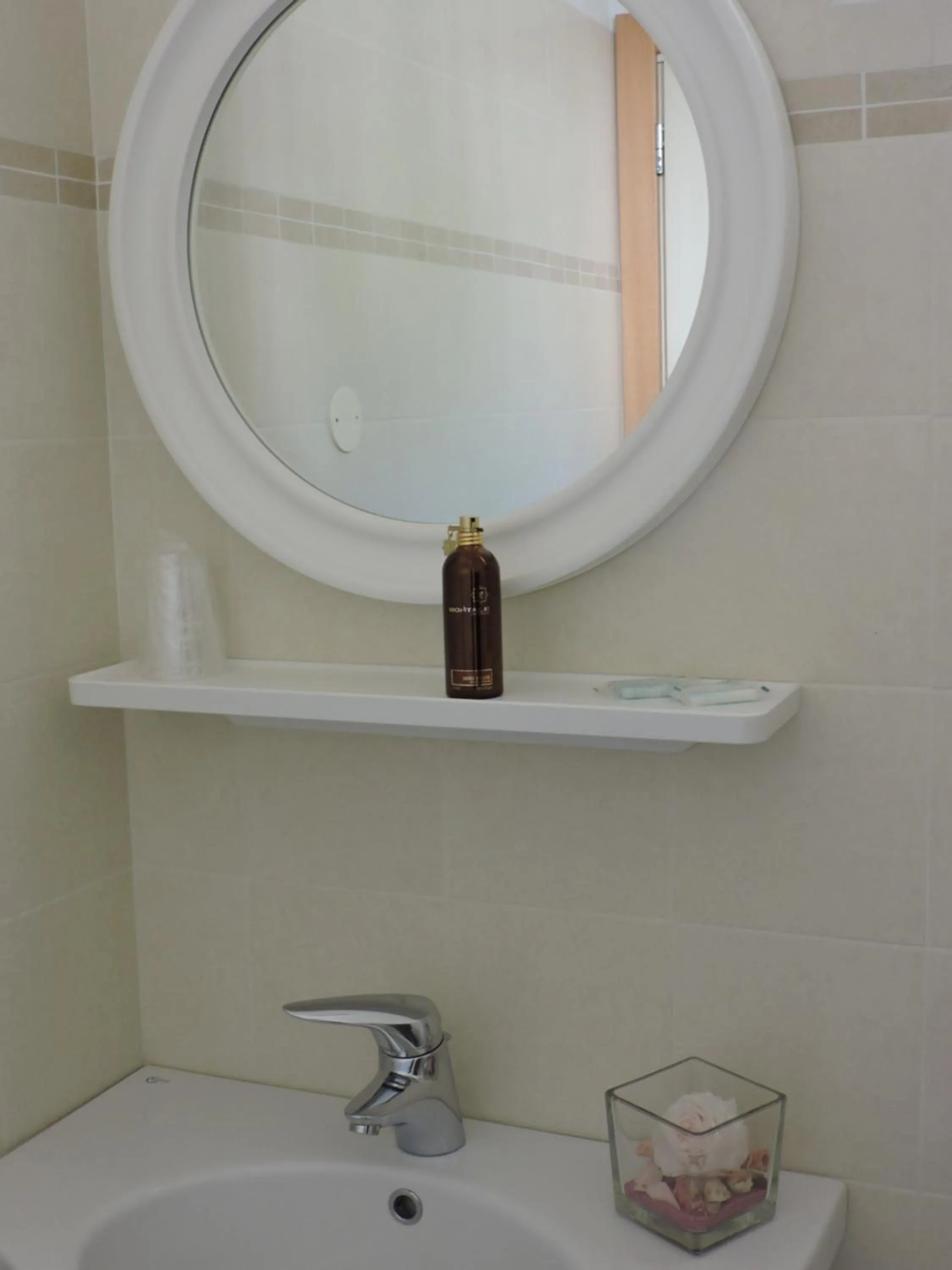Bathroom in Albergo Sabrina