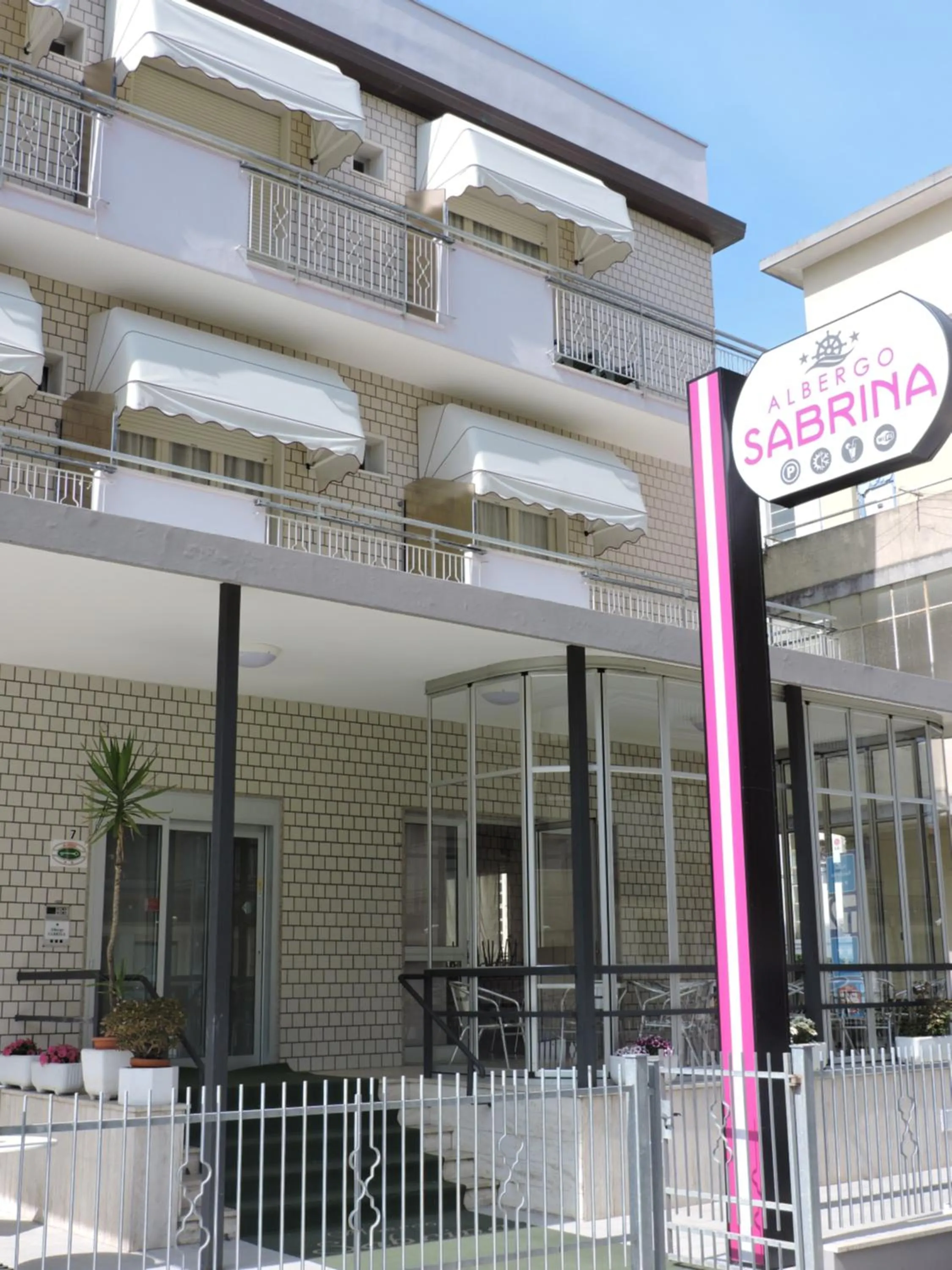 Facade/entrance in Albergo Sabrina