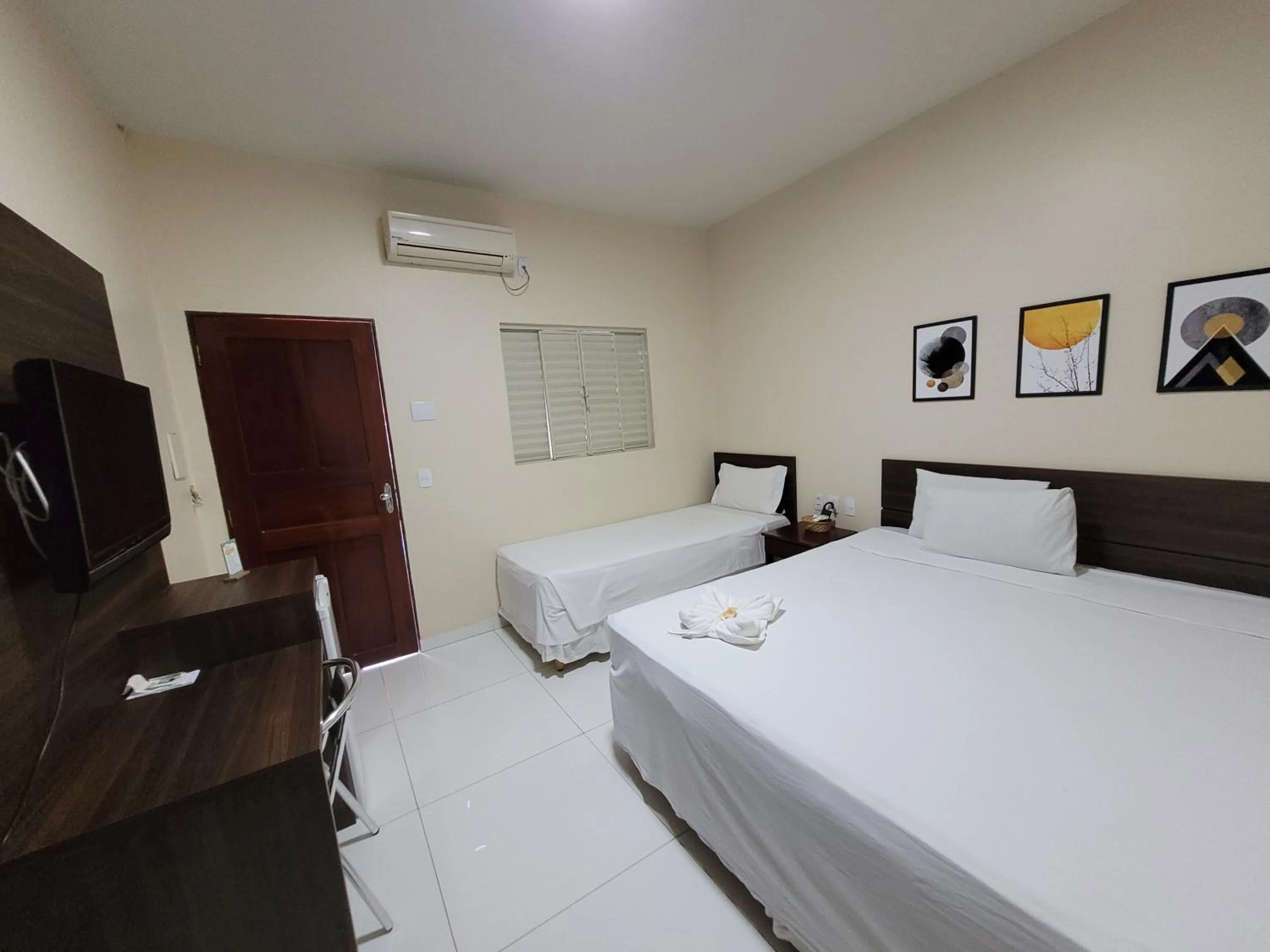 Bed in Hotel Floresta do Carajas